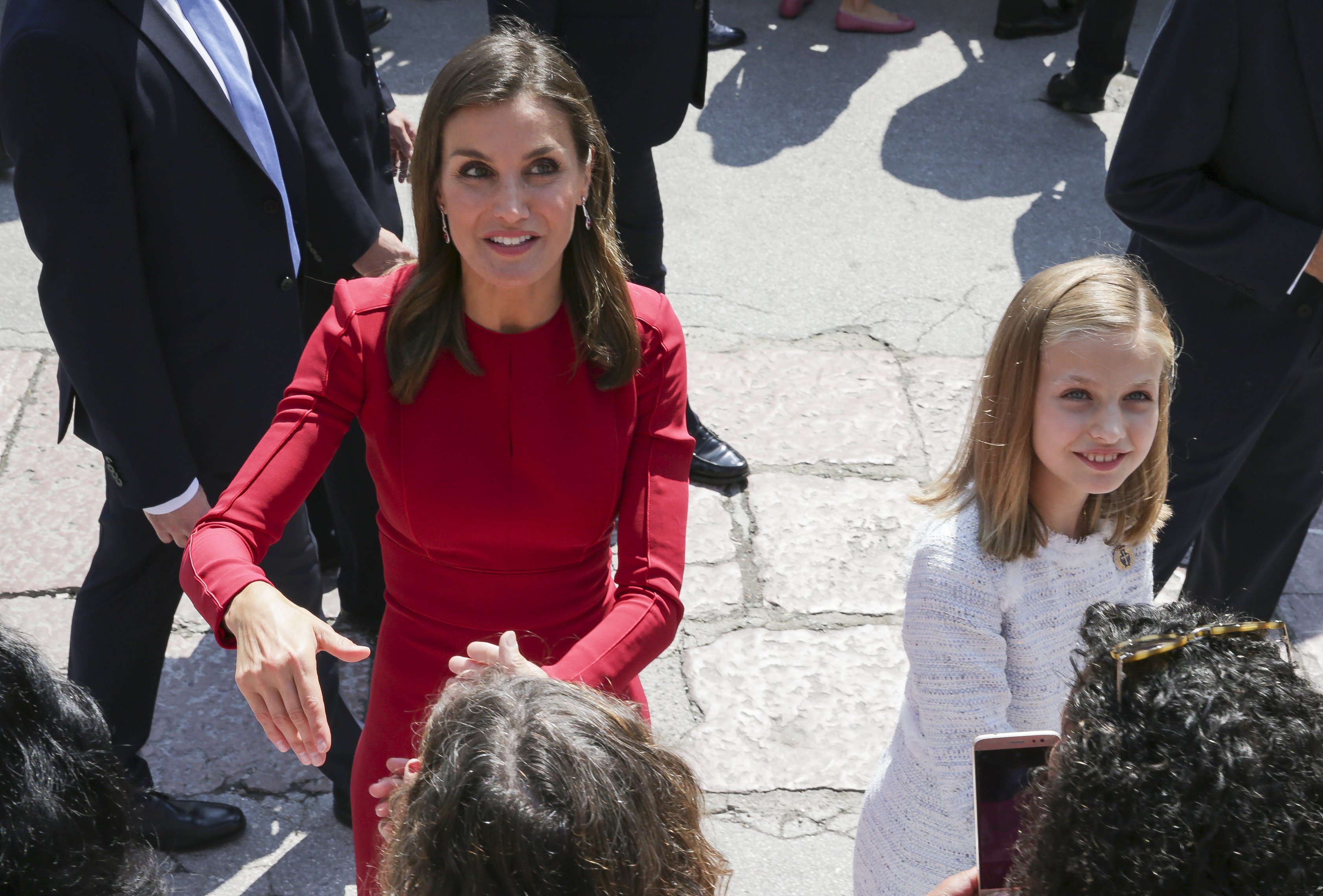 Letizia excluye de los actos de Leonor a los abuelos de la niña, excepto a uno