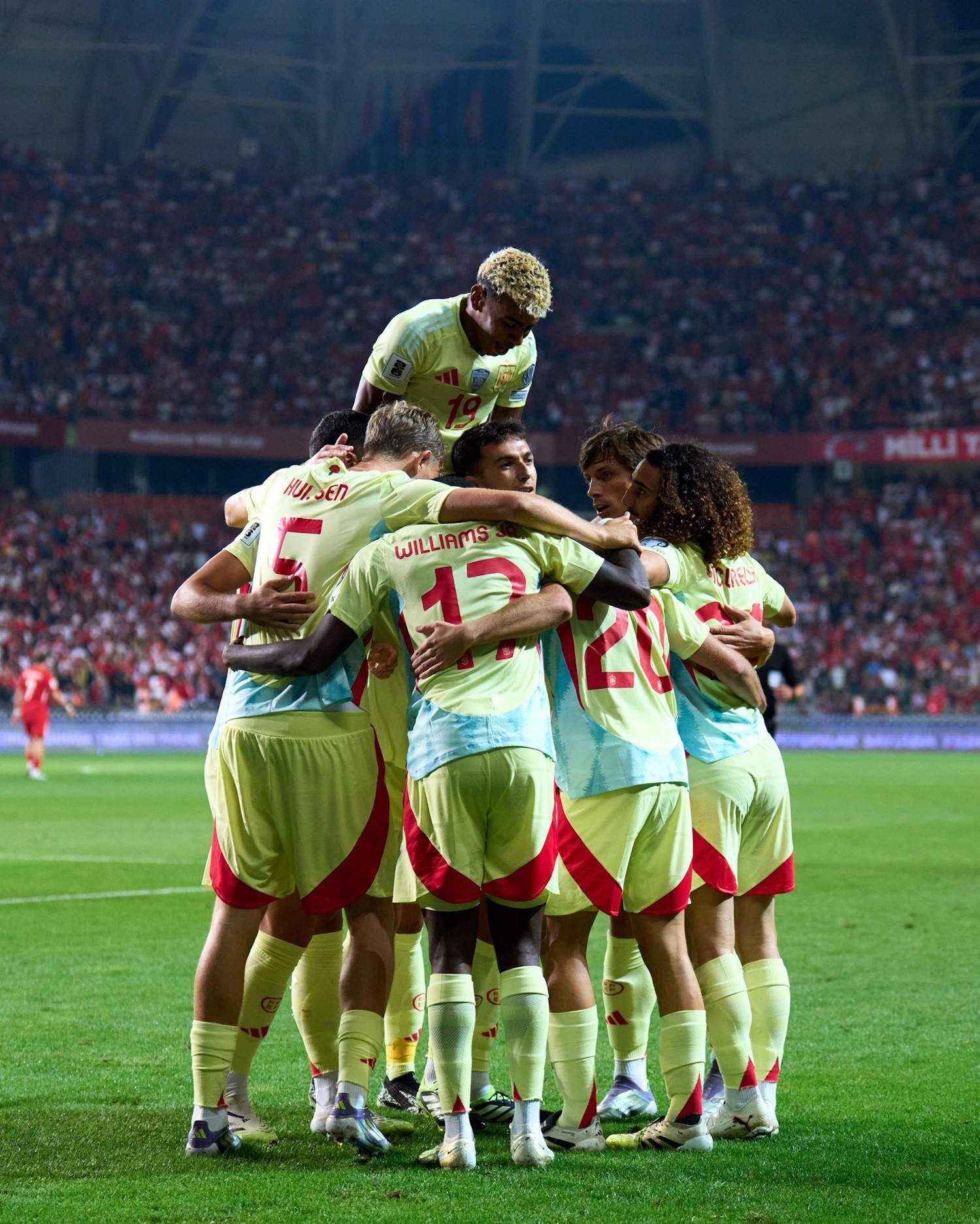 Les contundents paraules d'un presentador de TV3 sobre la selecció espanyola: "La Roja..."
