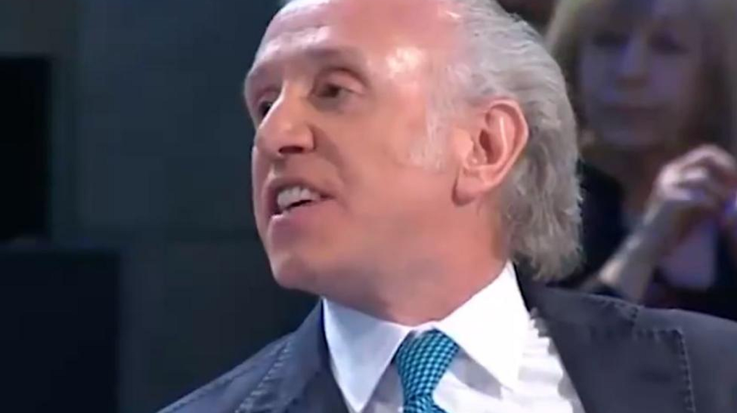 Un jutge asseu Eduardo Inda a la banqueta dels acusats per calúmnies