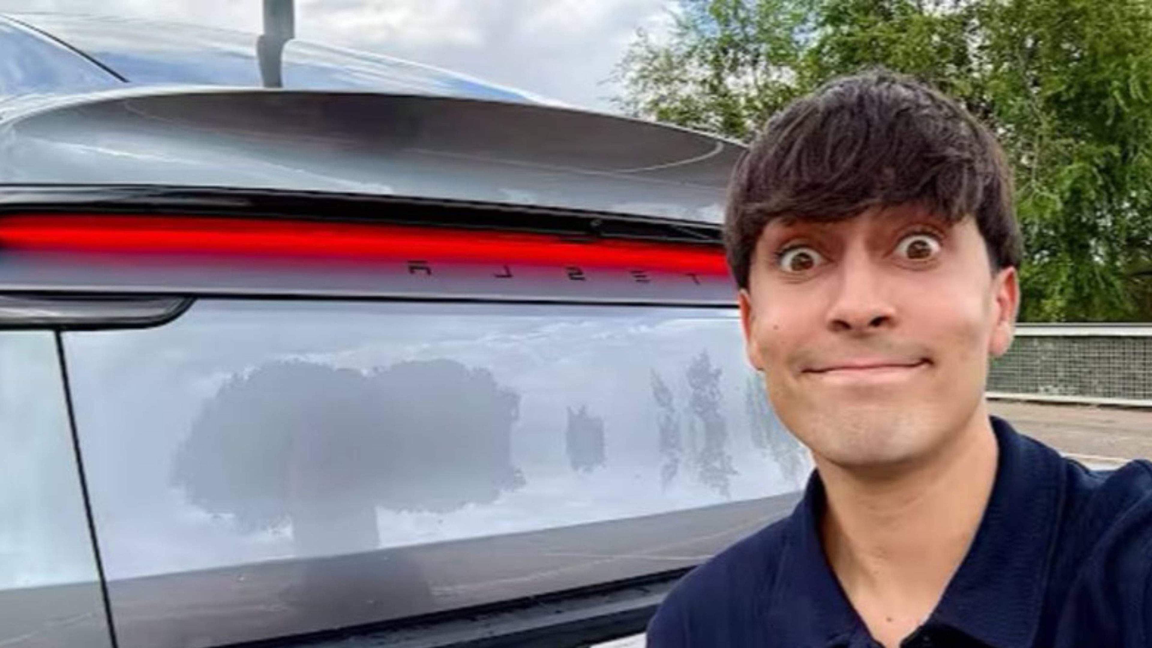 Nil Ojeda, 26 años: “Cada vez veo menos formatos en YouTube de los que diga 'wow', es nuevo'”