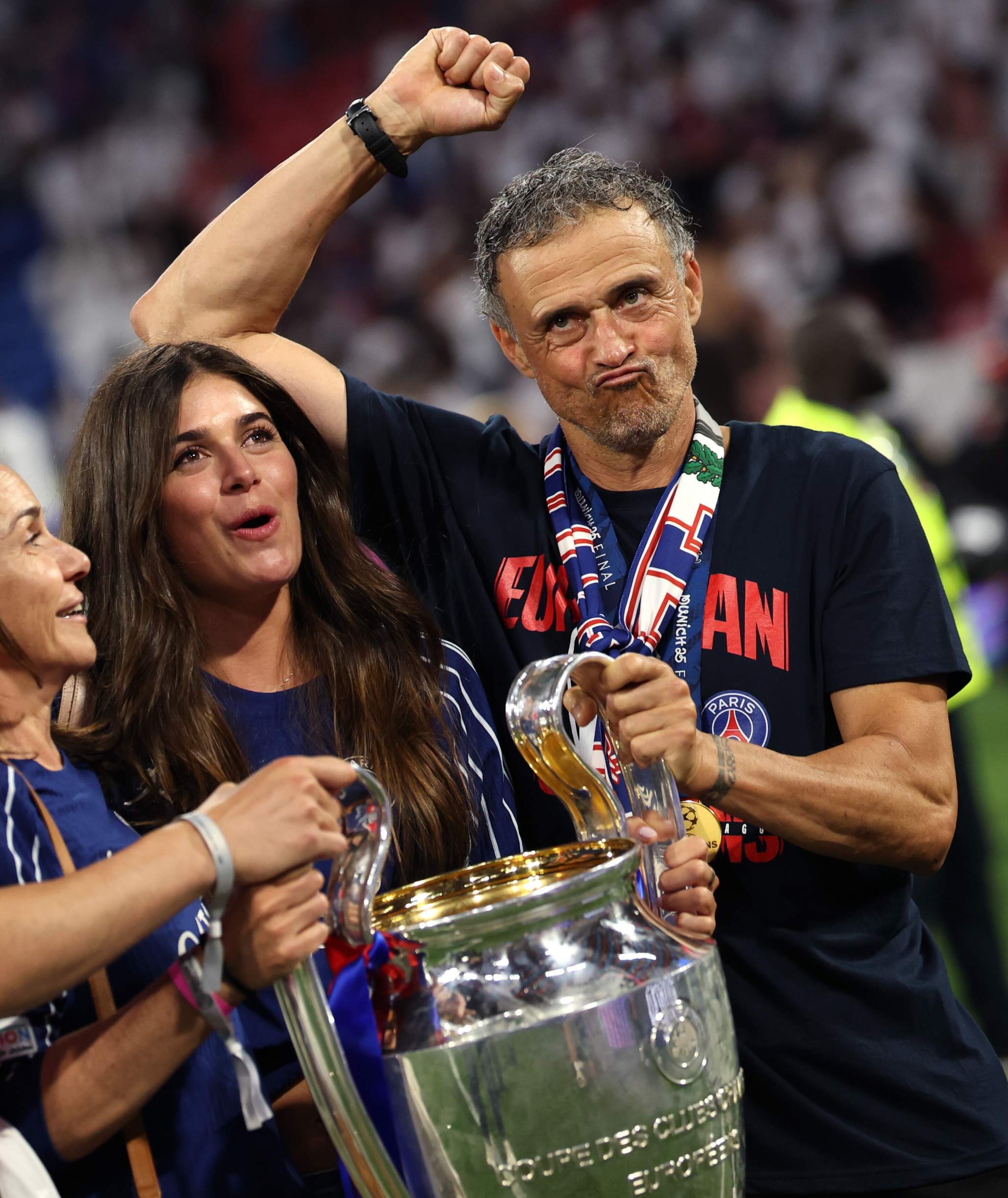 Luis Enrique i Sira Martínez, emocionats per una dedicatòria a la Xana: detall colpidor pel Barça-PSG