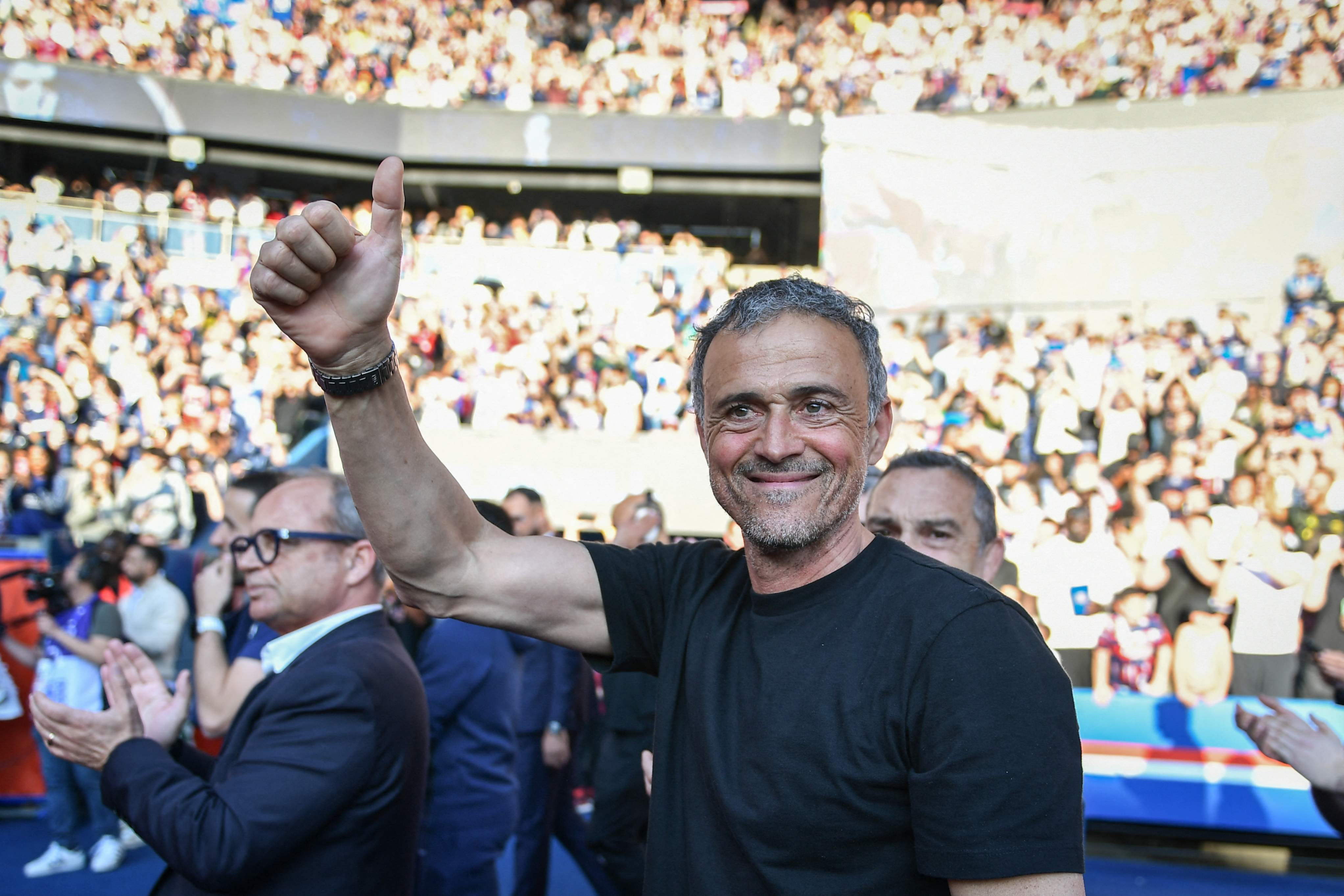Luis Enrique emociona amb Elena Cullell, la dona, en aquest racó de Barcelona: què han fet