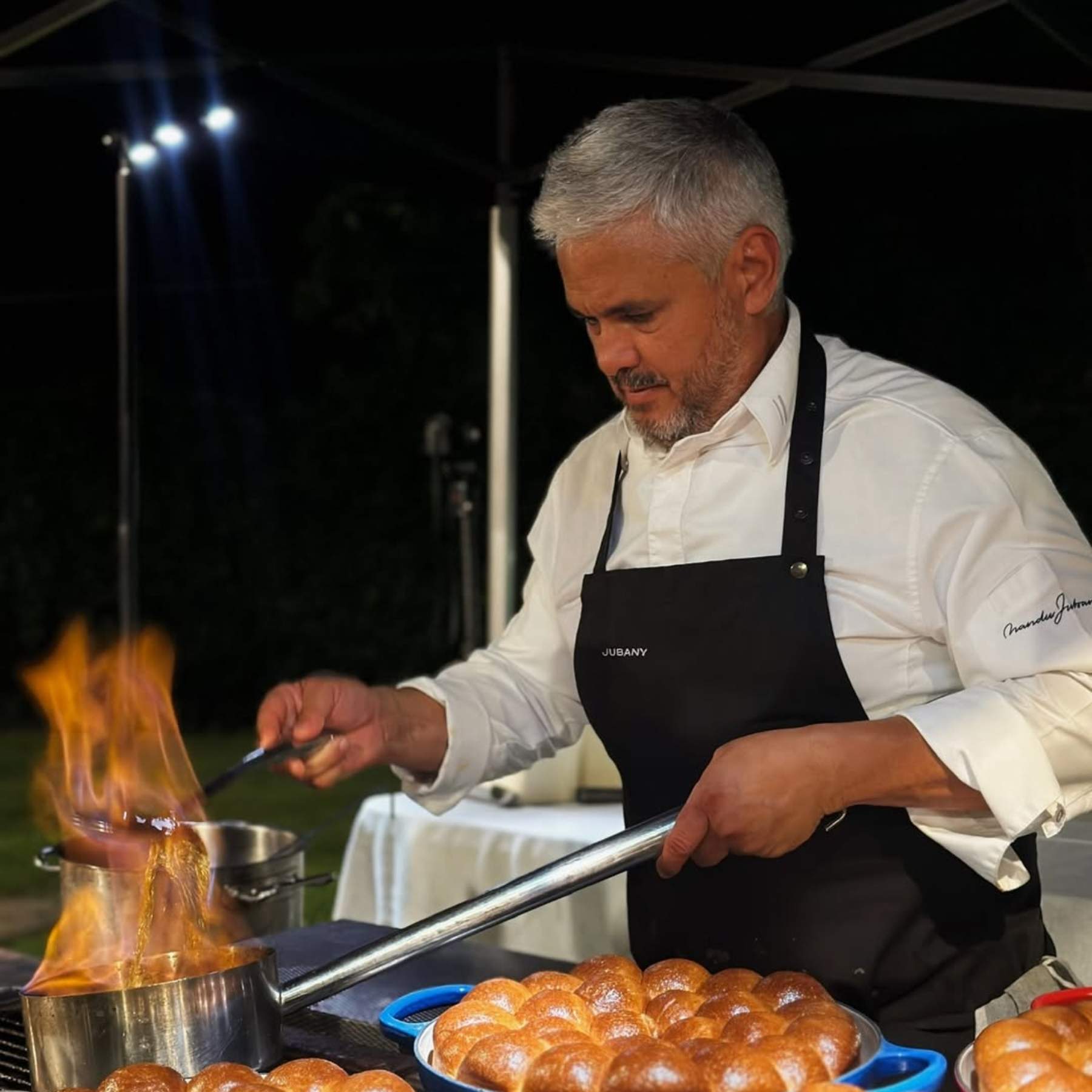 Gil, hijo de Nandu Jubany, cumple 21 años: guapísimo, las palabras de amor del cocinero trabajando juntos