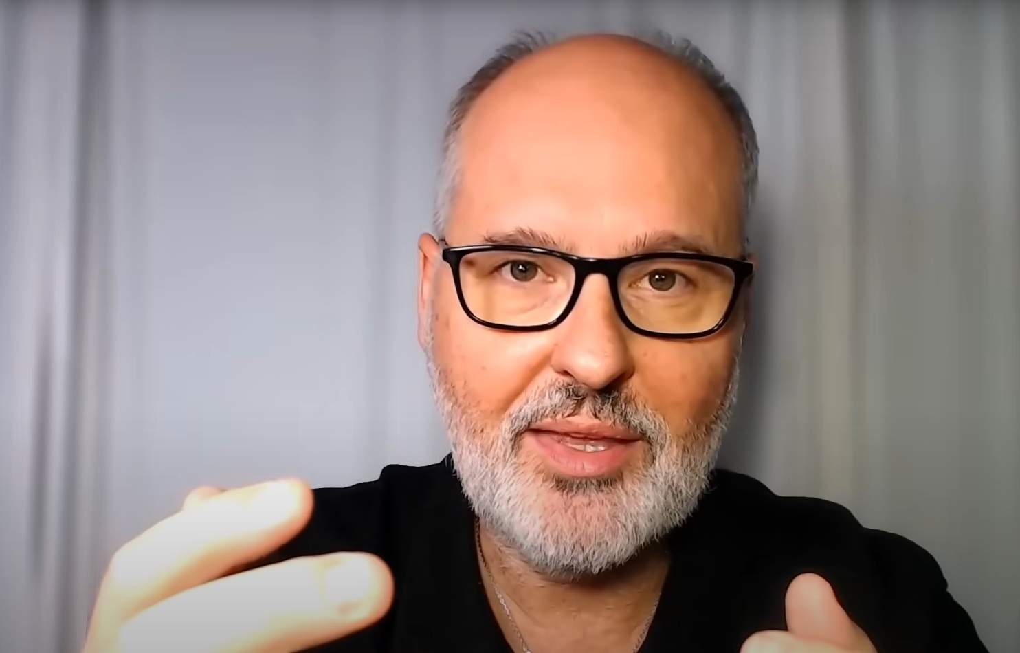 El doctor Alberto Sanagustín, metge de família, avisa que hi ha 5 senyals que tindràs cataractes