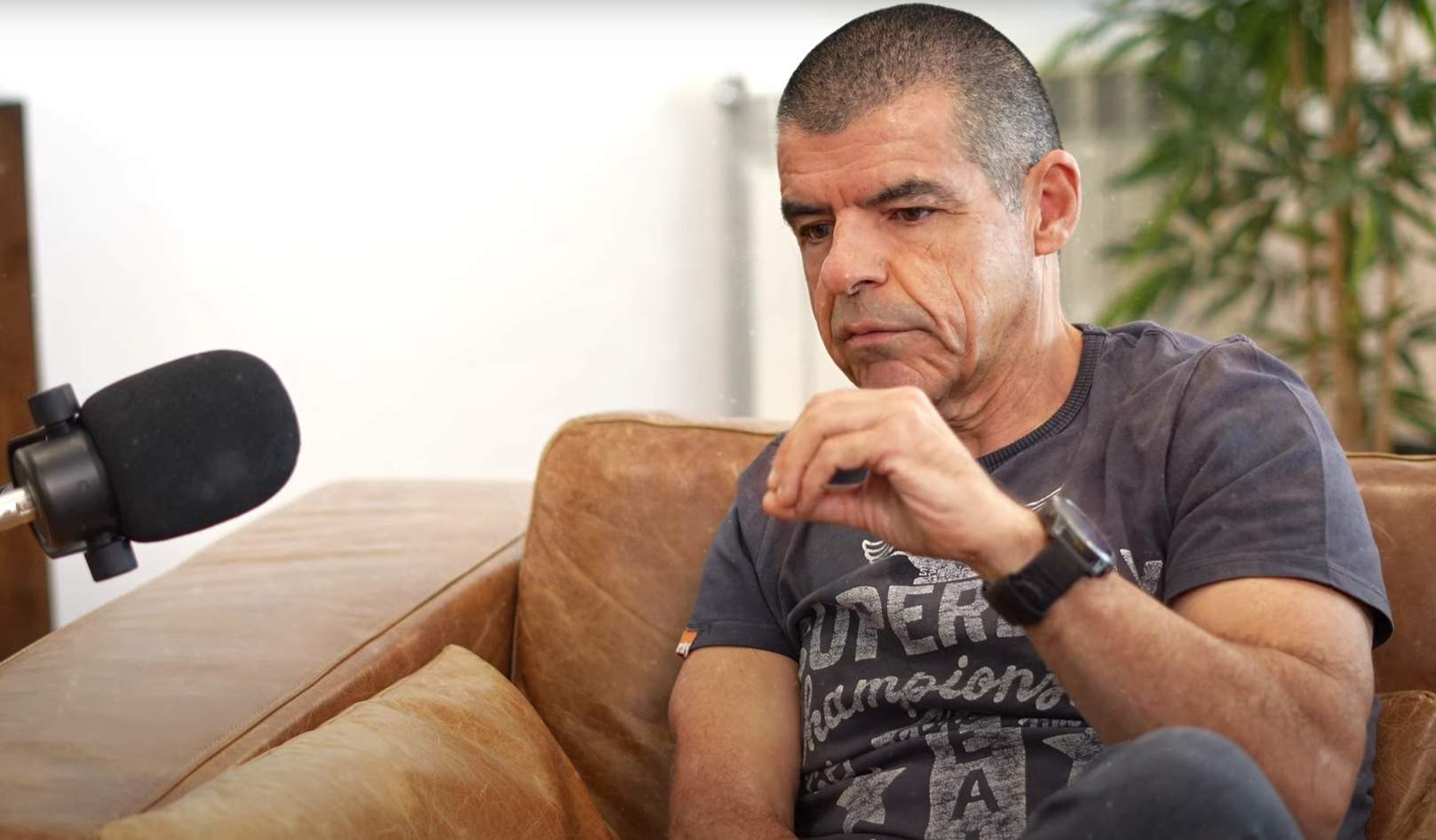 Manu Marlaska, periodista: “Hay mucha gente en televisión que se piensa que el periodismo es un esprint"