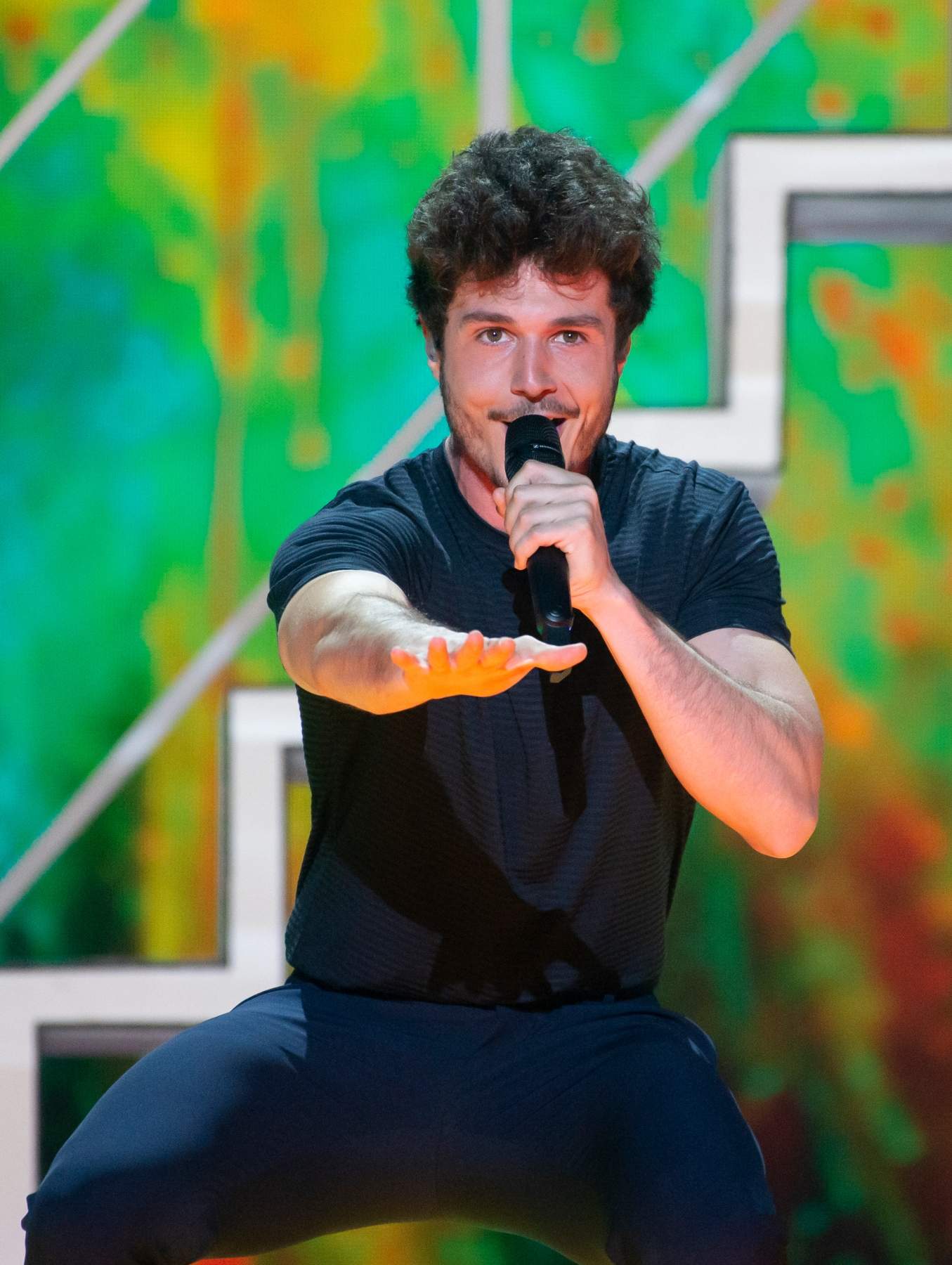 Miki Núñez relata la cara más oscura de su experiencia en Eurovisión: "Solo en un hotel durante seis meses"