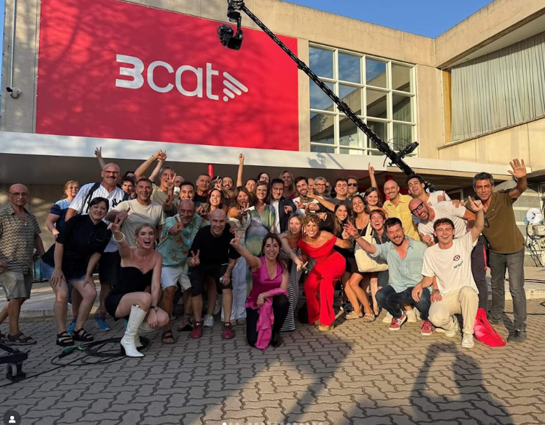 Boda no convencional de presentadora de TV3, foto de los novios: "No tenemos dinero"