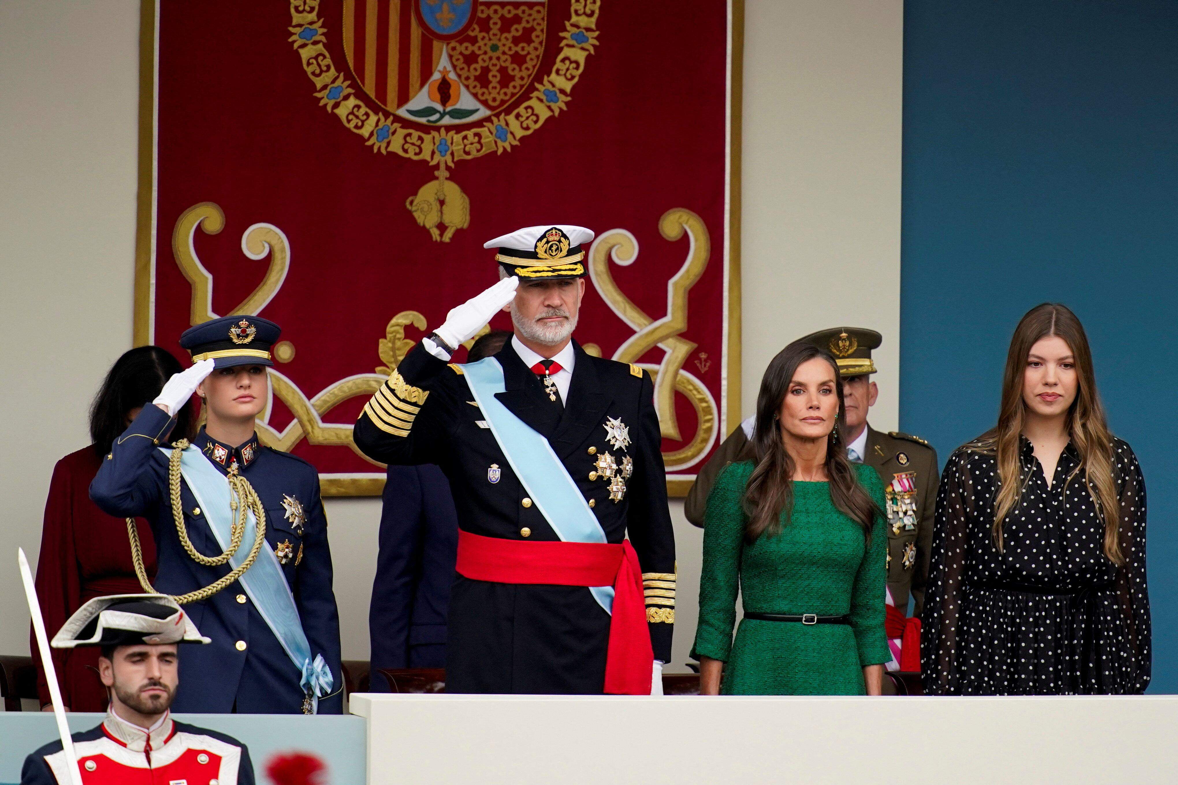 Casa Reial envia un missatge a la Moncloa amb el color verd del vestit de Letizia