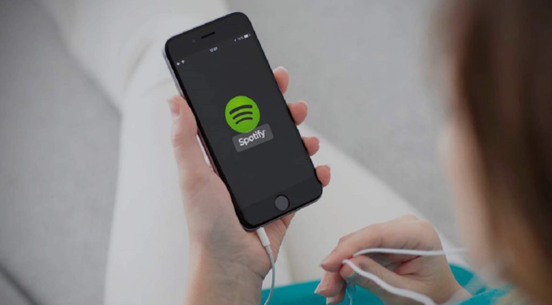 Un cantante catalán VIP censurado en Spotify: "La dictadura woke me tacha de pederasta"