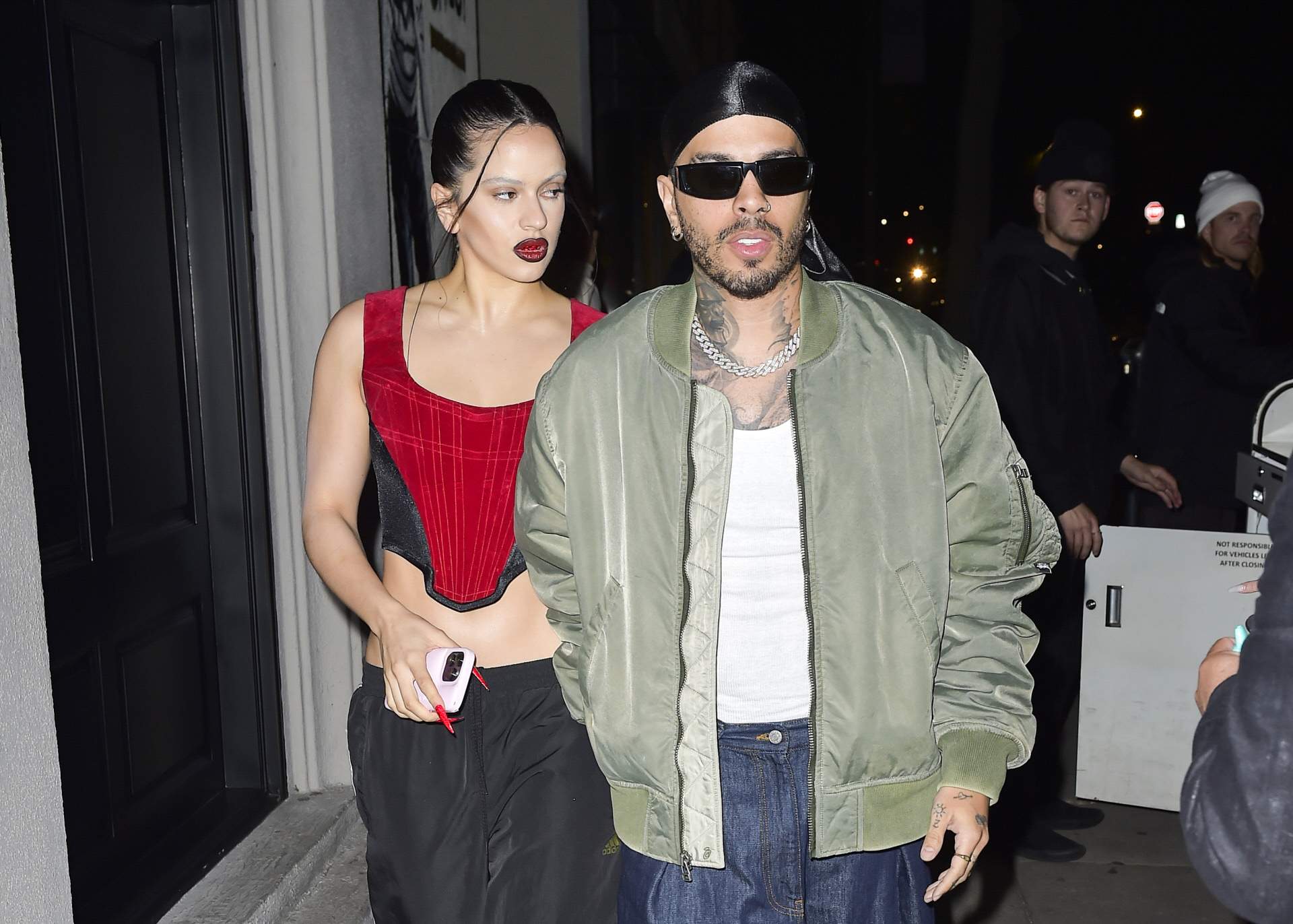 El tuit de Rauw Alejandro contestando a Rosalía que le canta "cabrón egocéntrico infiel"