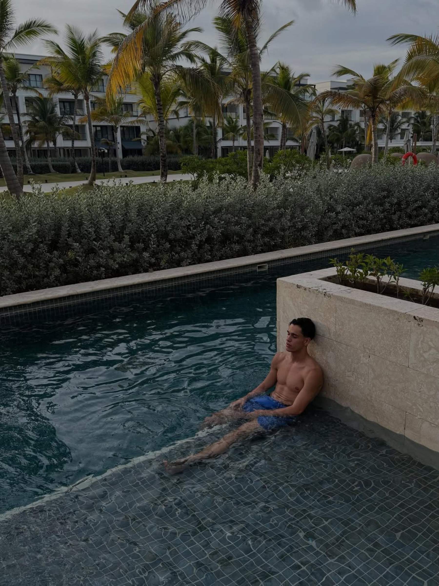 Héctor Fort y Tatiana Kaer comparten un vídeo de lo más íntimo: la pareja revoluciona las redes