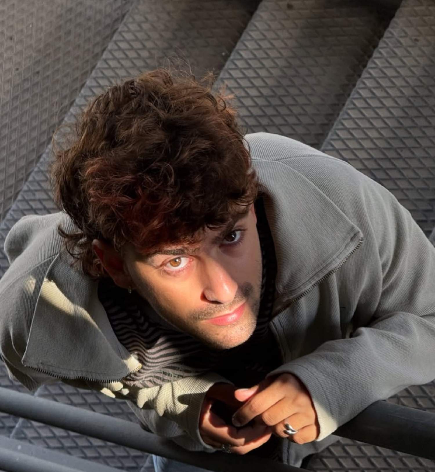 Triquell, desfermat, es mulla parlant d''Eufòria', de Rosalía o de si cantaria alguna vegada en castellà