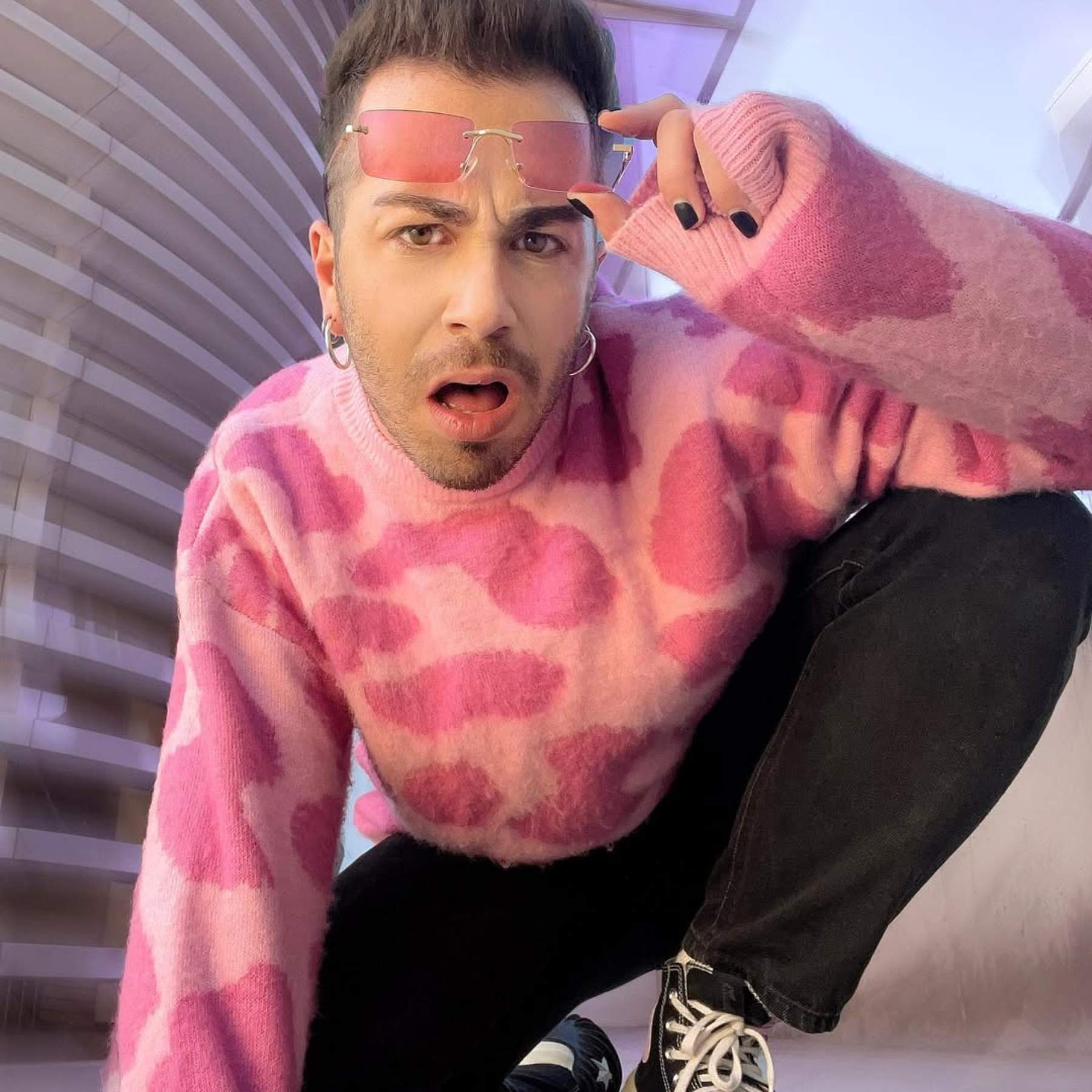 Youtuber catalán deja de piedra, pelea con una influencer: "Intenta ser más real y menos interesada"