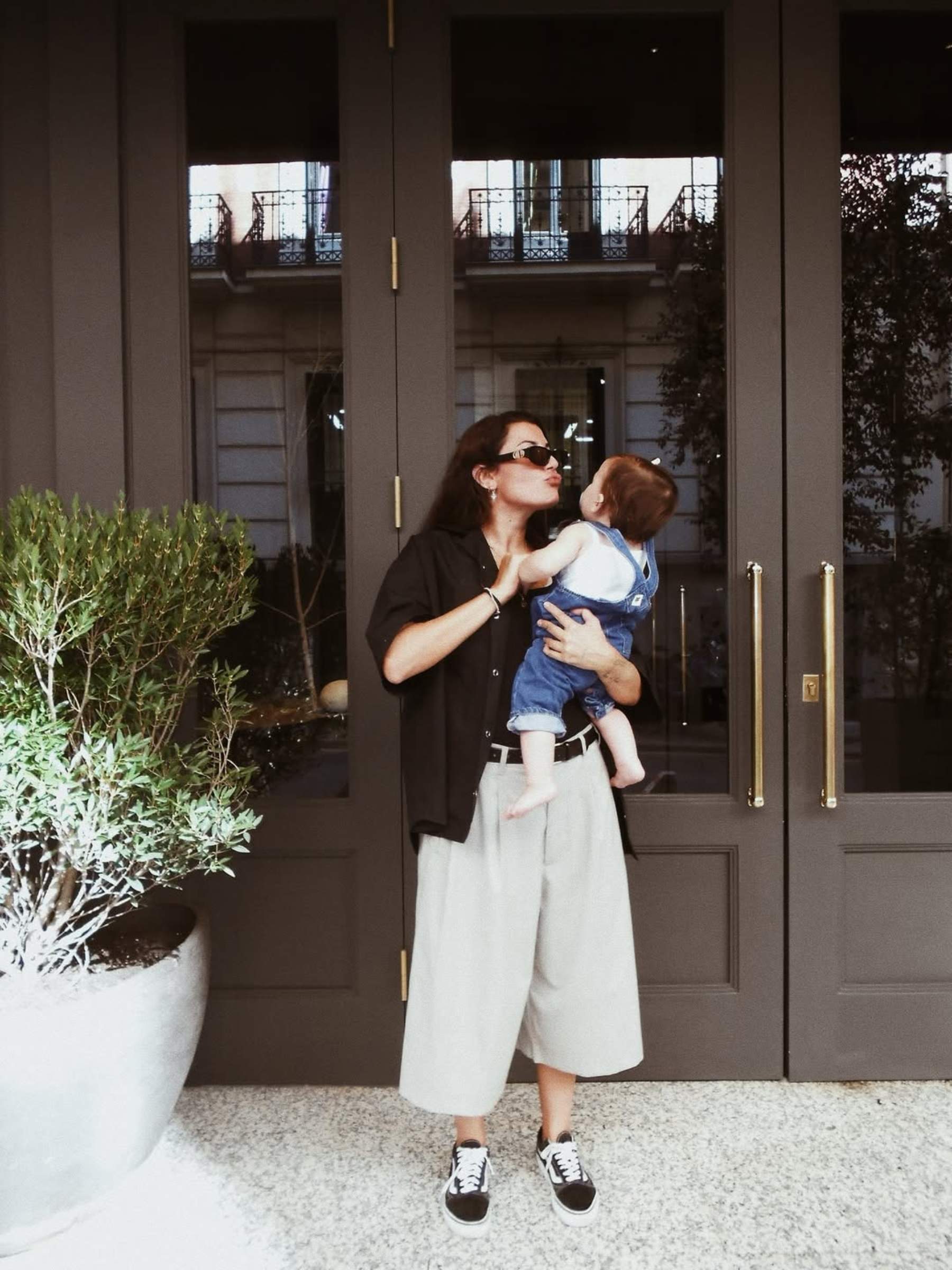 Alba Paul enamora con su último vídeo en familia: Dulceida preciosa y Aria imparable