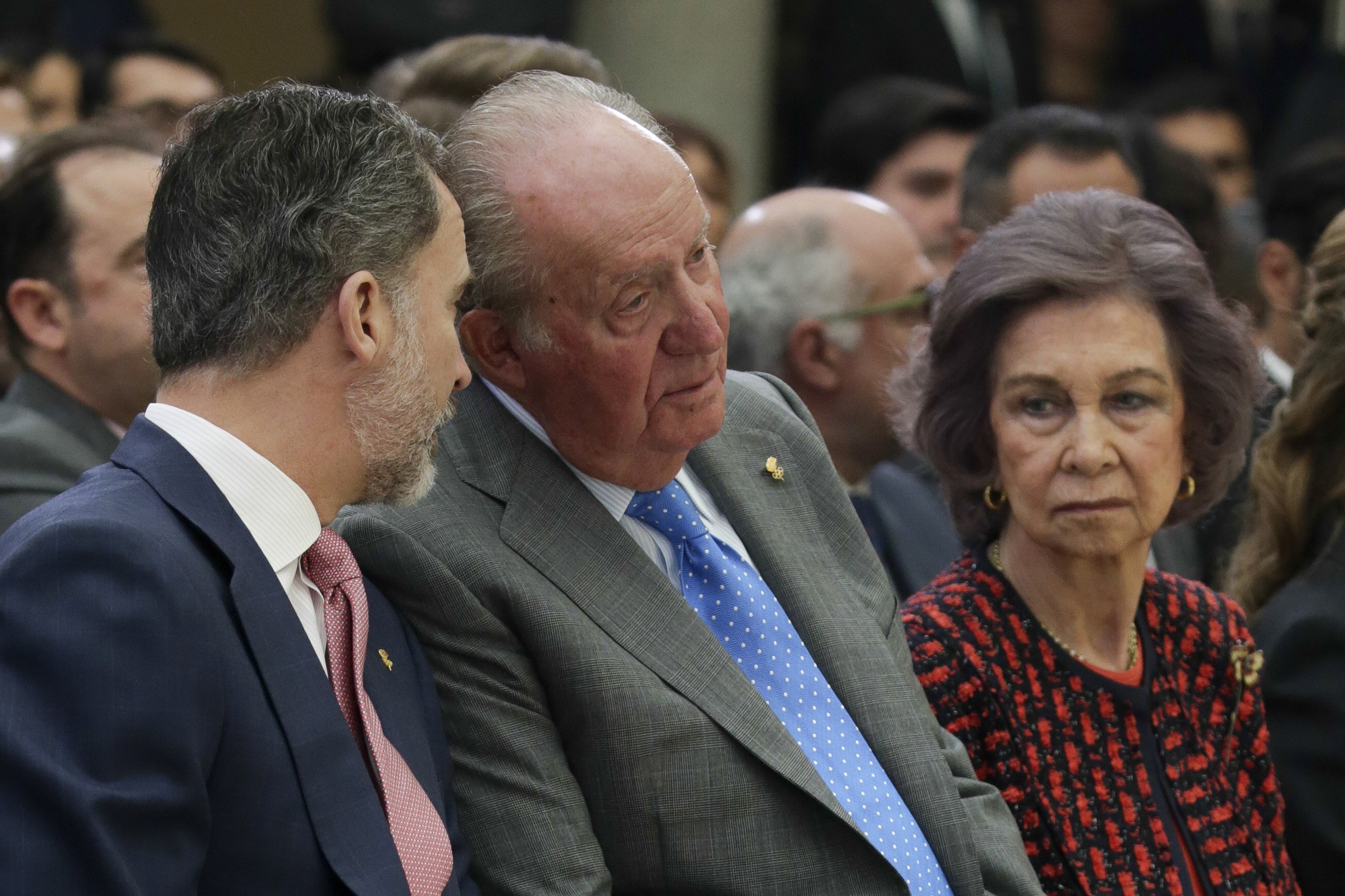 Peñafiel hunde a Felipe y Sofía: retrato brutal, "venganza" contra Juan Carlos