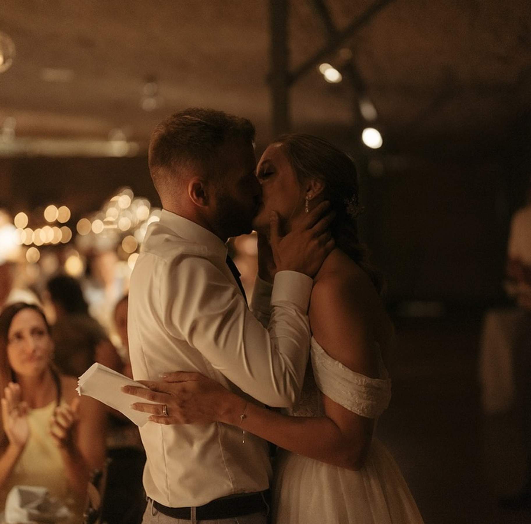 Actriz de 3Cat responde a las críticas sobre cómo conoció a su marido: "No engañamos a nadie"