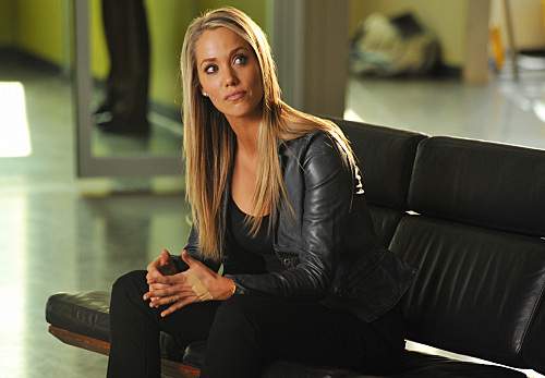 Elizabeth Berkley, actriz de ‘Showgirls’, así es su vida 30 años después casada con un millonario