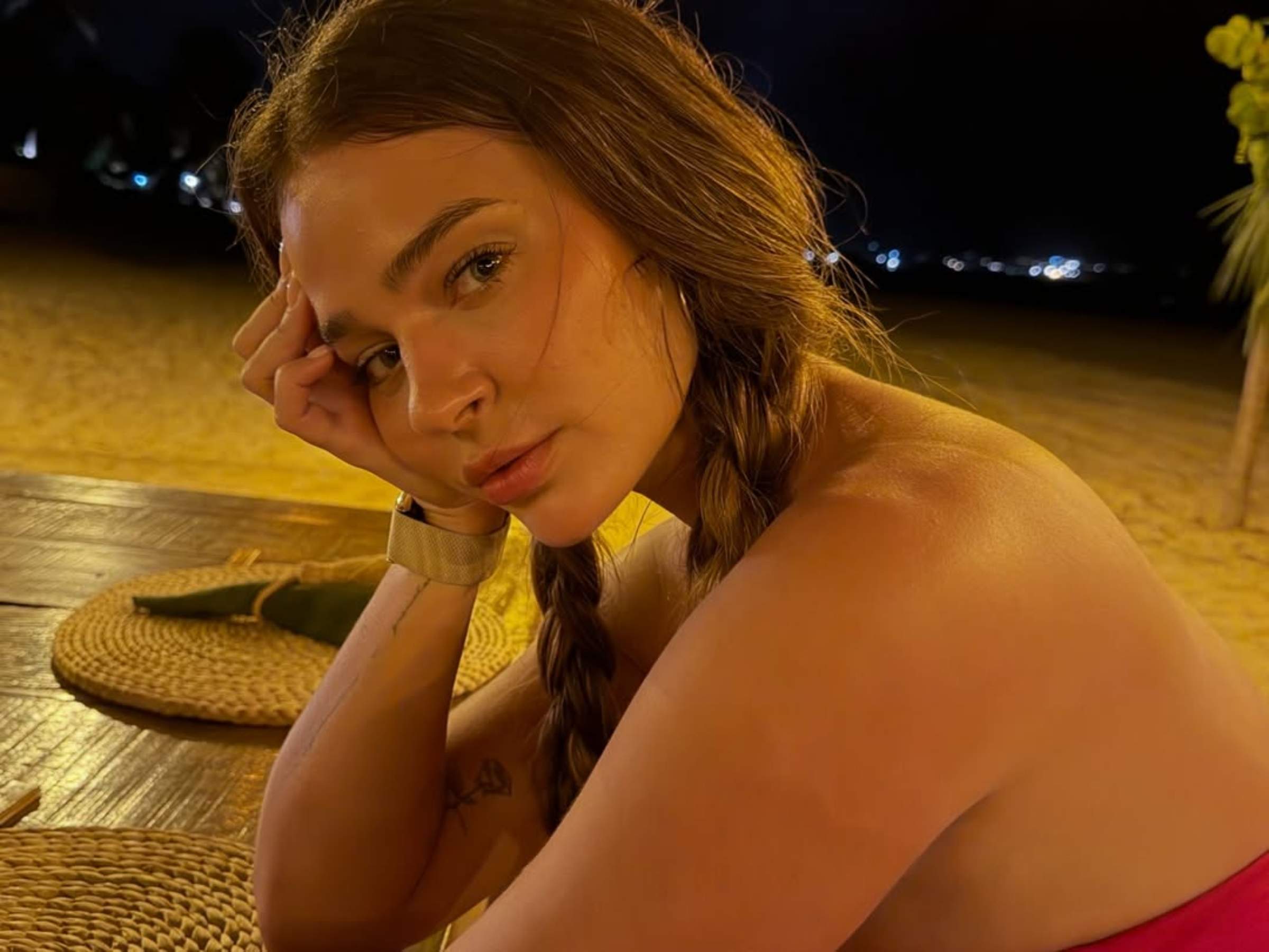 Laura Escanes confiesa errores que ha cometido en pareja: "Cuando entras en un ambiente tóxico, eres parte"