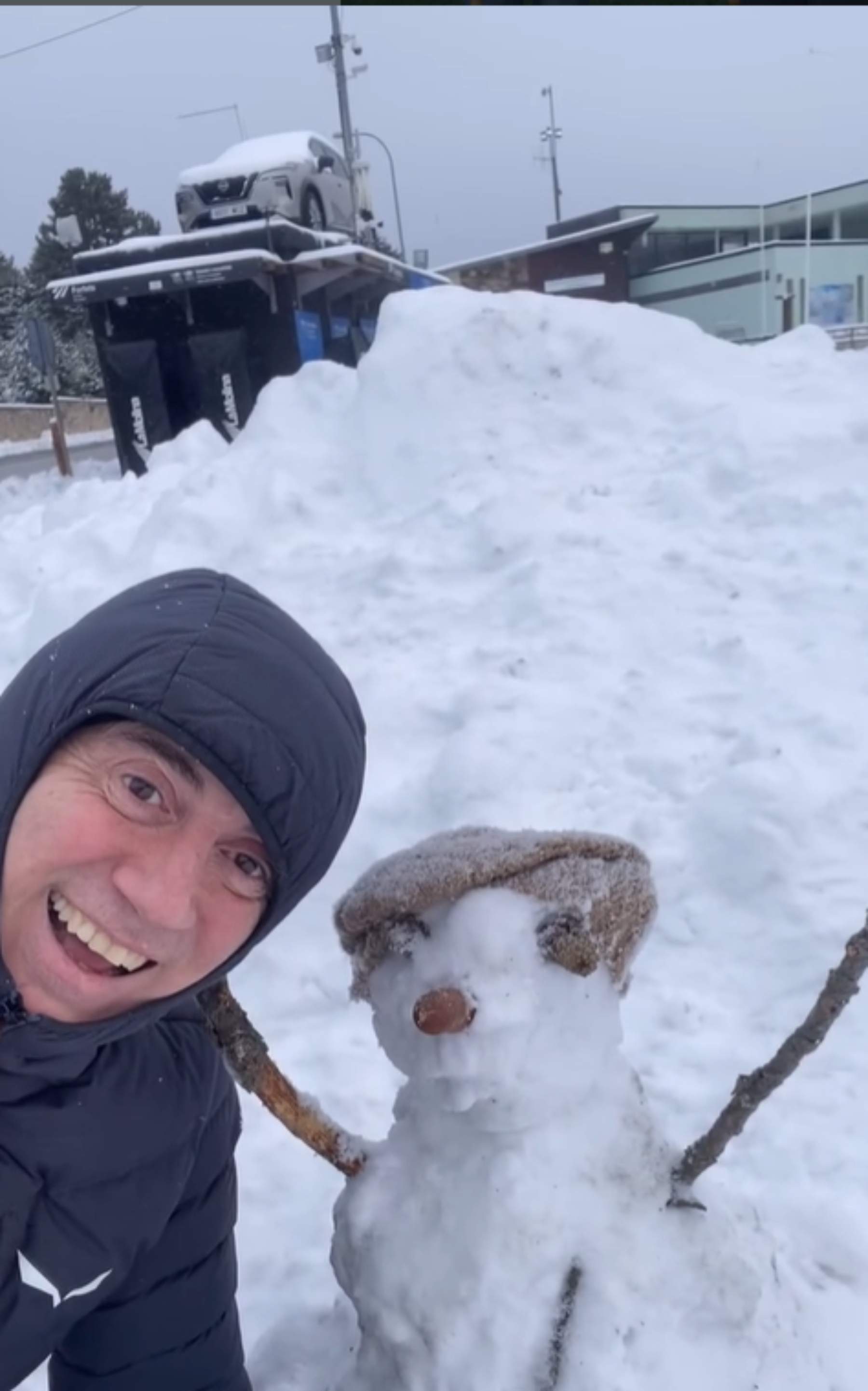 Tomàs Molina, tremendamente emocionado en la nieve: ¿con qué dos iconos catalanes se ha encontrado?