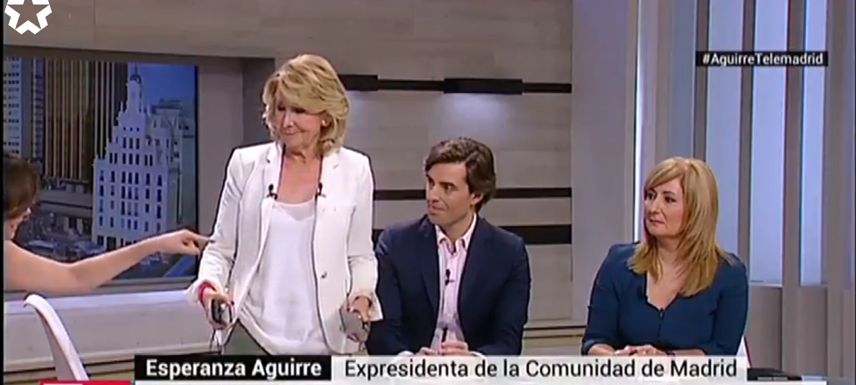 Esperanza Aguirre se va indignada del plató de Telemadrid: "¡Sois anti-PP!"