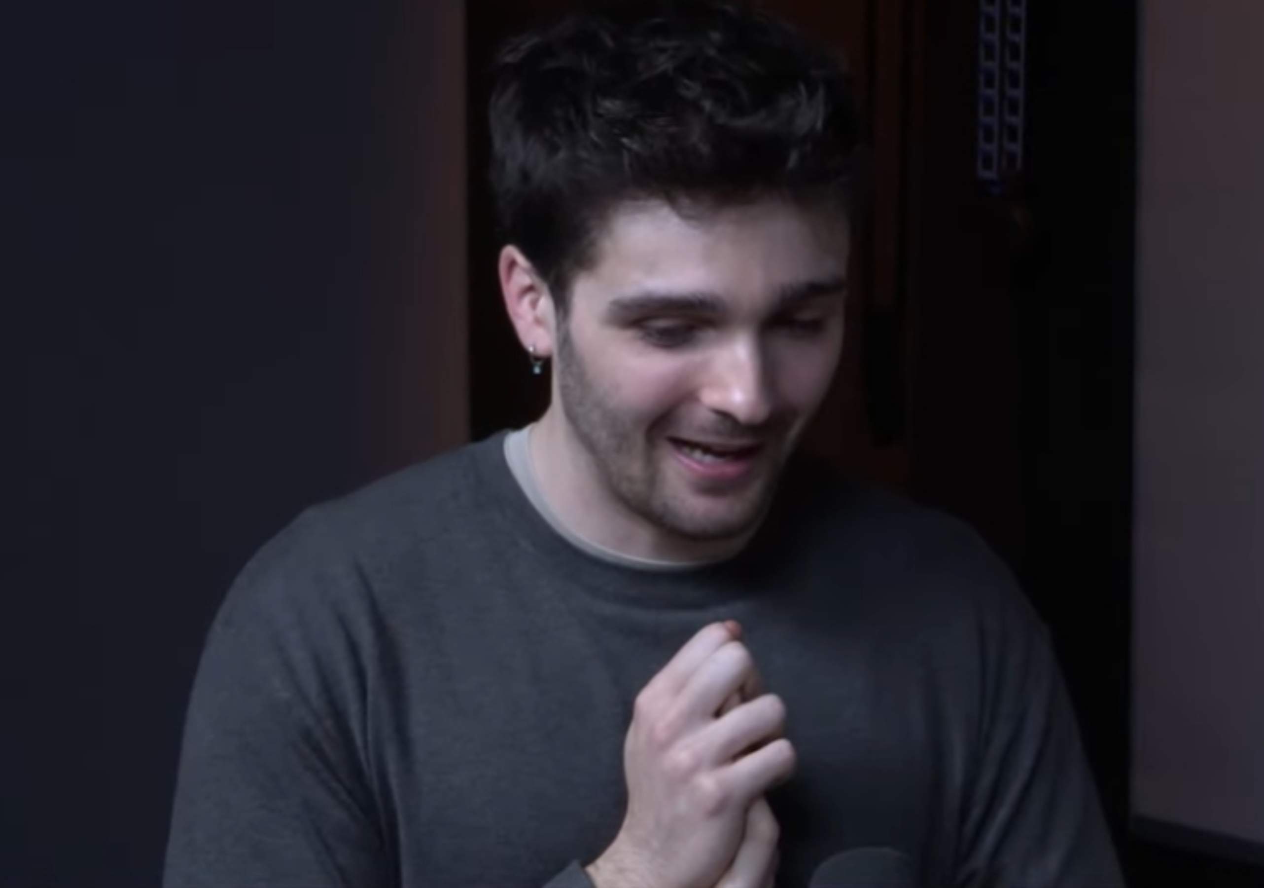 Max Navarro   YouTube (1)