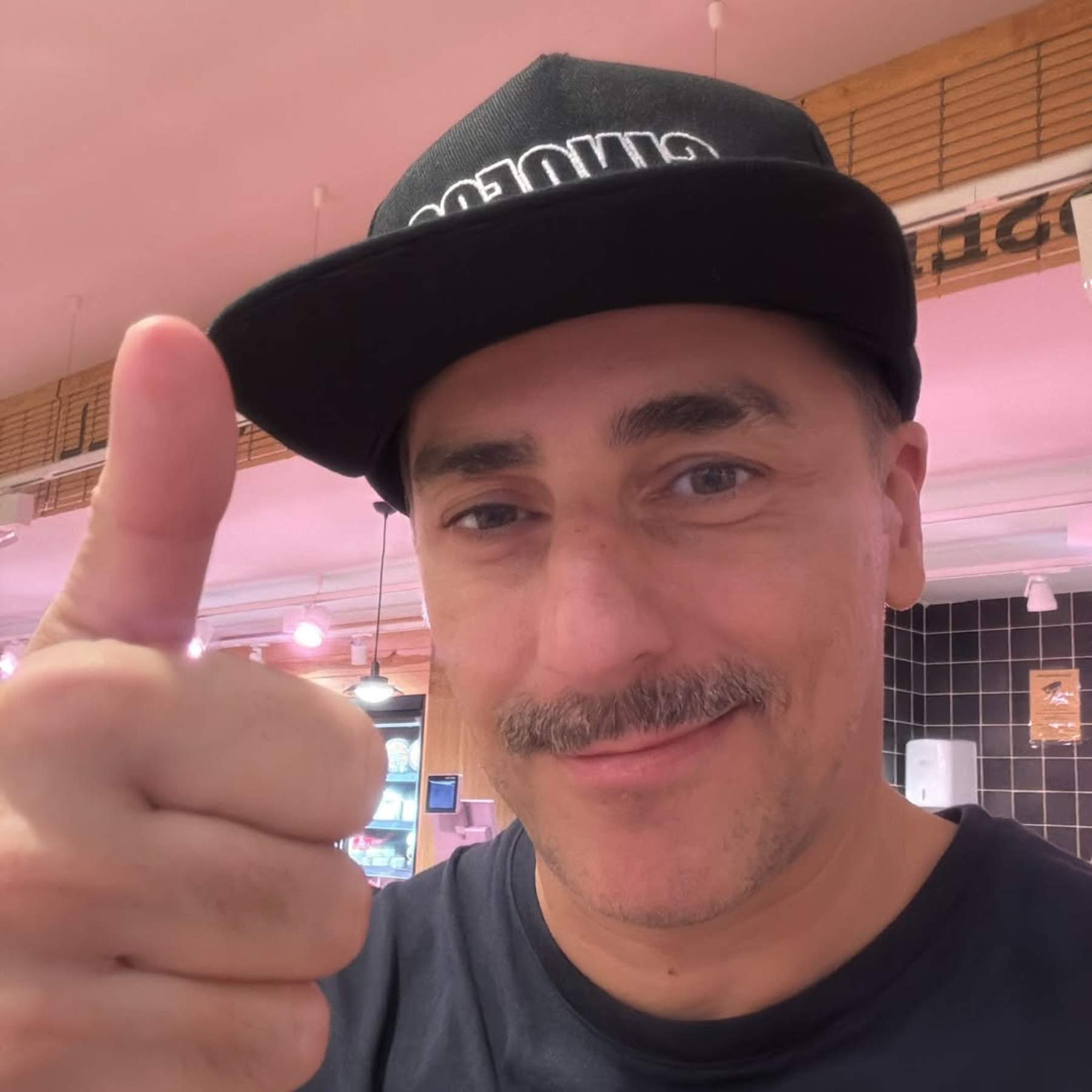 El cocinero Jordi Roca deja de piedra a sus seguidores con su última fotografía: acto comprometido