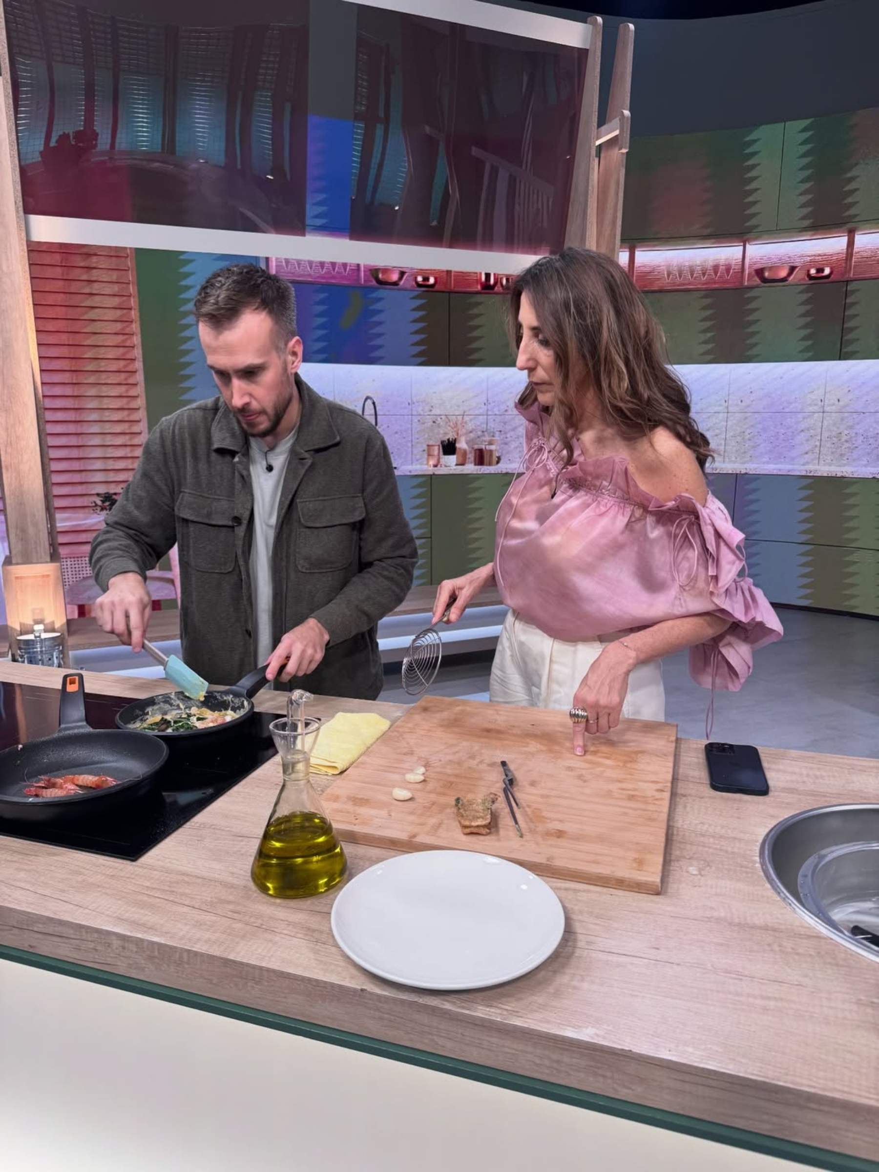 Paz Padilla desatada tras coincidir con el cocinero Arnau París: "Mucho chef, pero al final..."