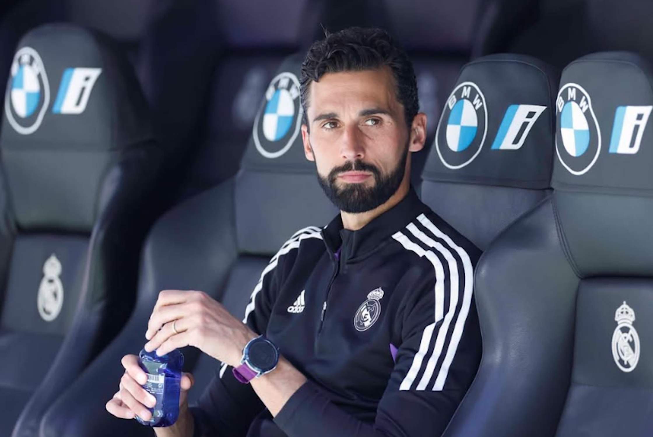 Estupor pel que ha publicat el 'Marca': quina imatge es veu al rellotge personal d'Arbeloa... "¿Es broma, no?"