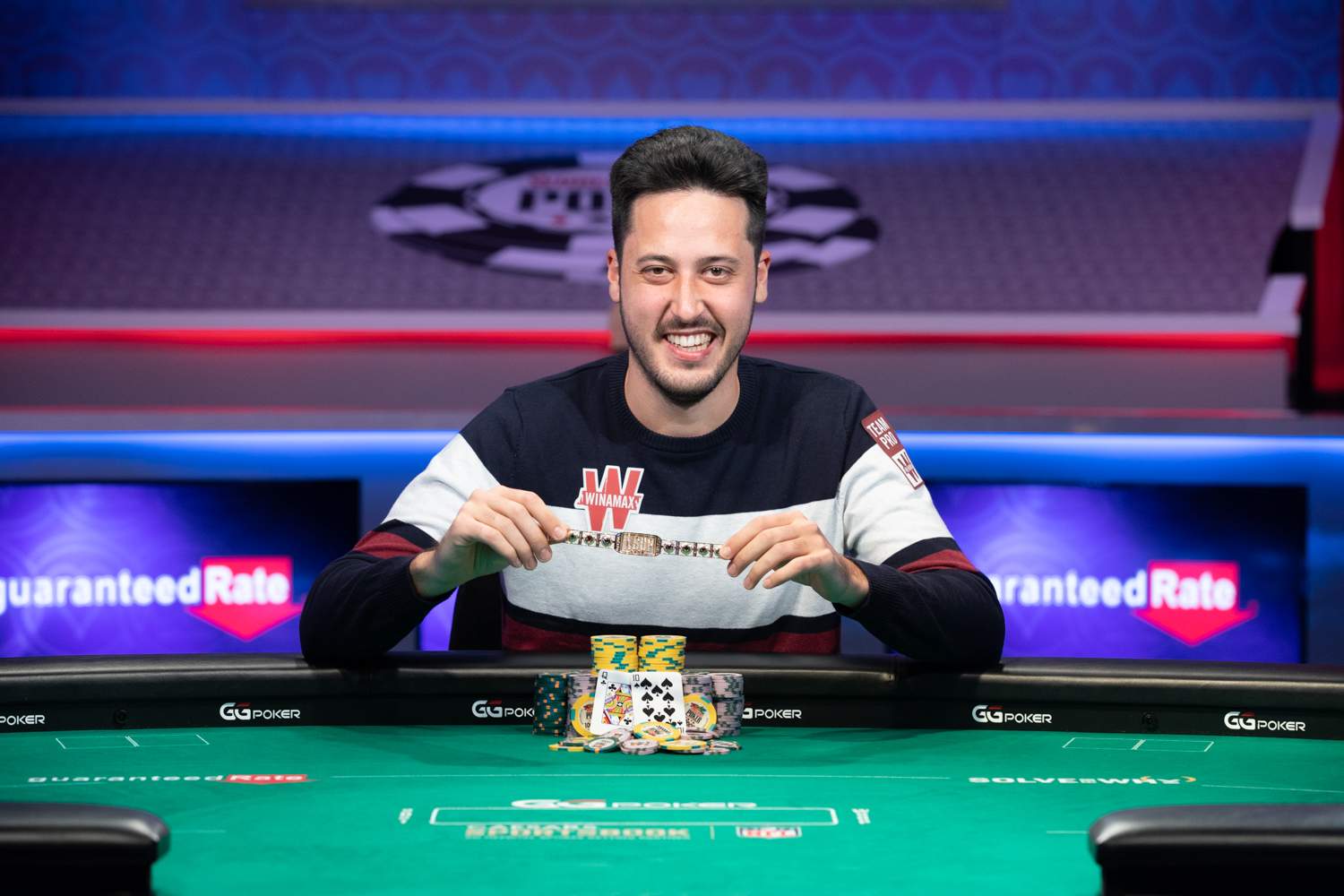 Adrián Mateos póker