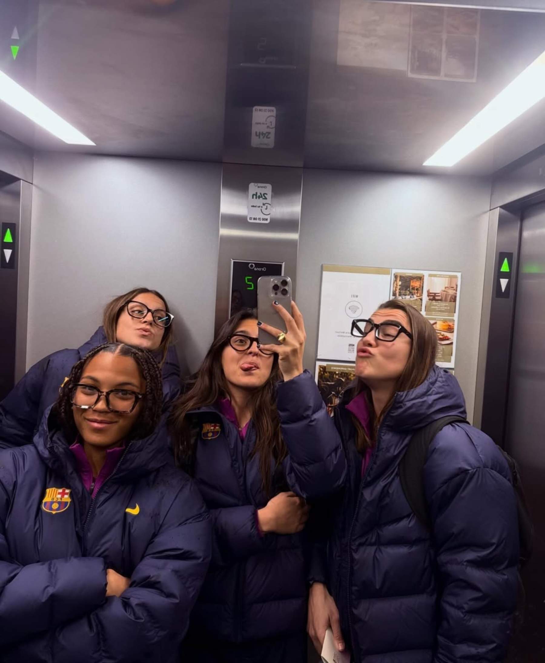 Vicky López i Patri Guijarro, les fans número u d'aquesta sèrie d'èxit a Netflix: "A lo bien..."