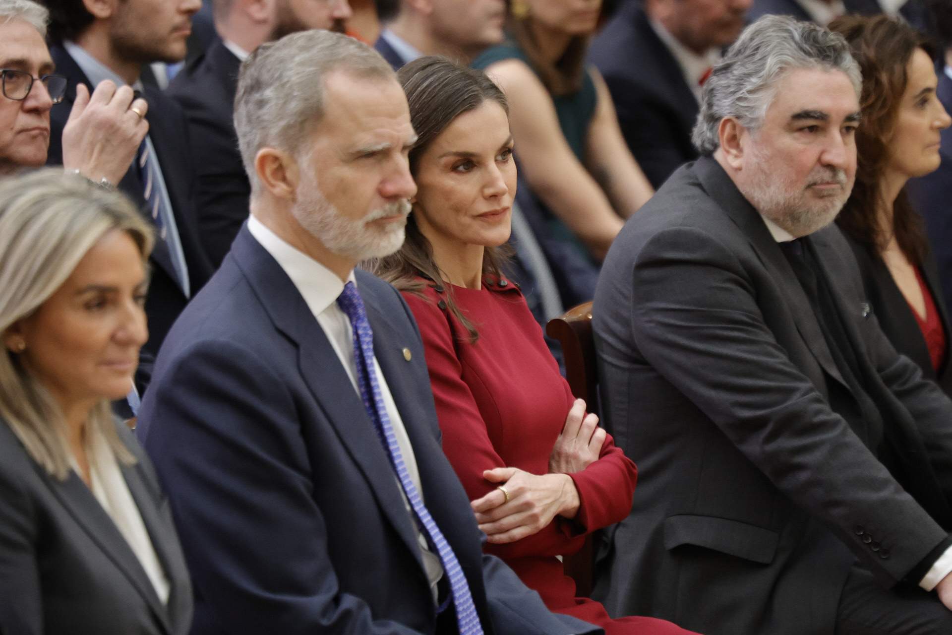 La cara de Letizia cuando Felipe le toca el culo en un acto público: "Qué haces"