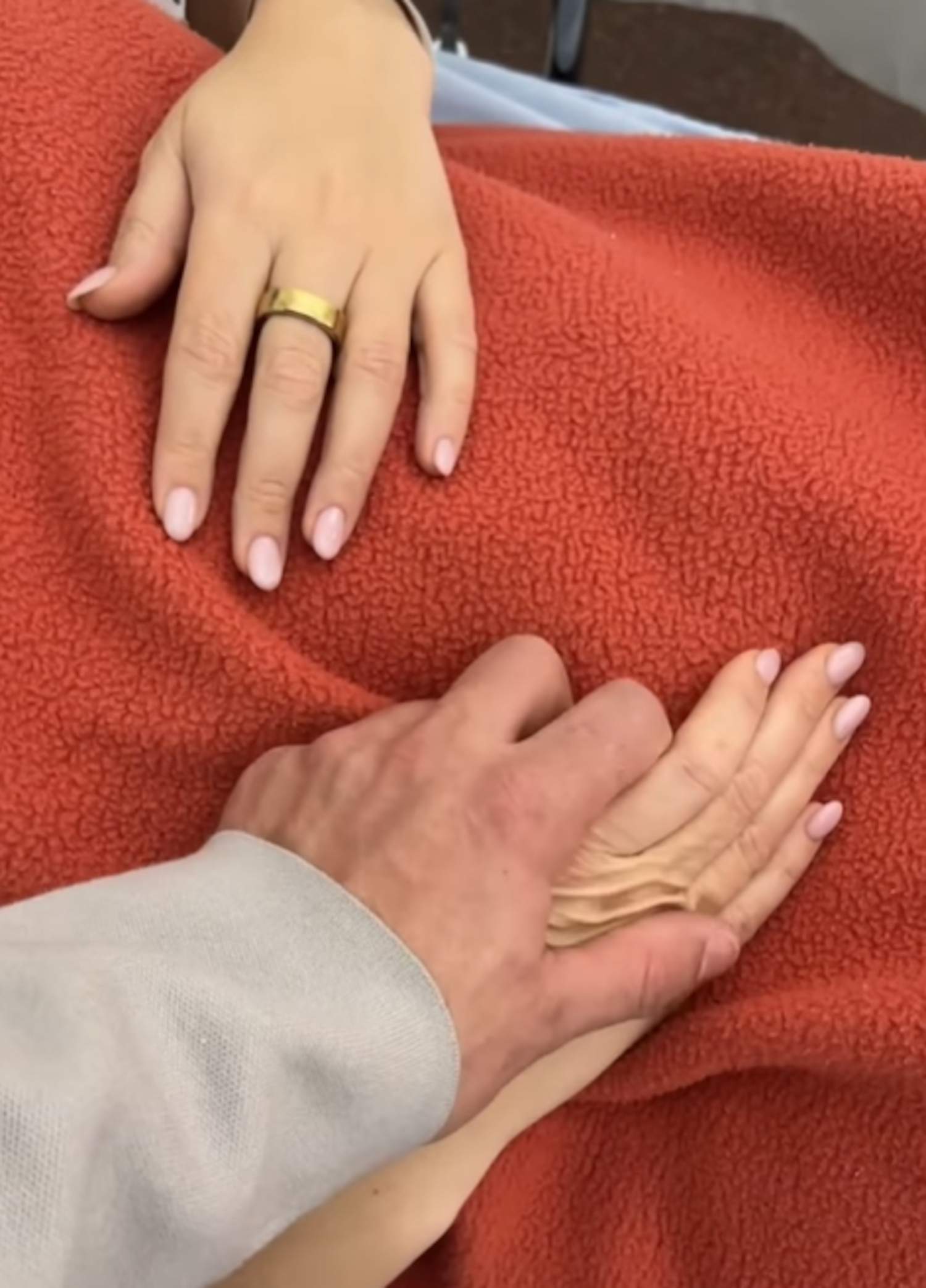 Presentadora catalana colpeix en ple embaràs: "Superespantada". Què ha compartit