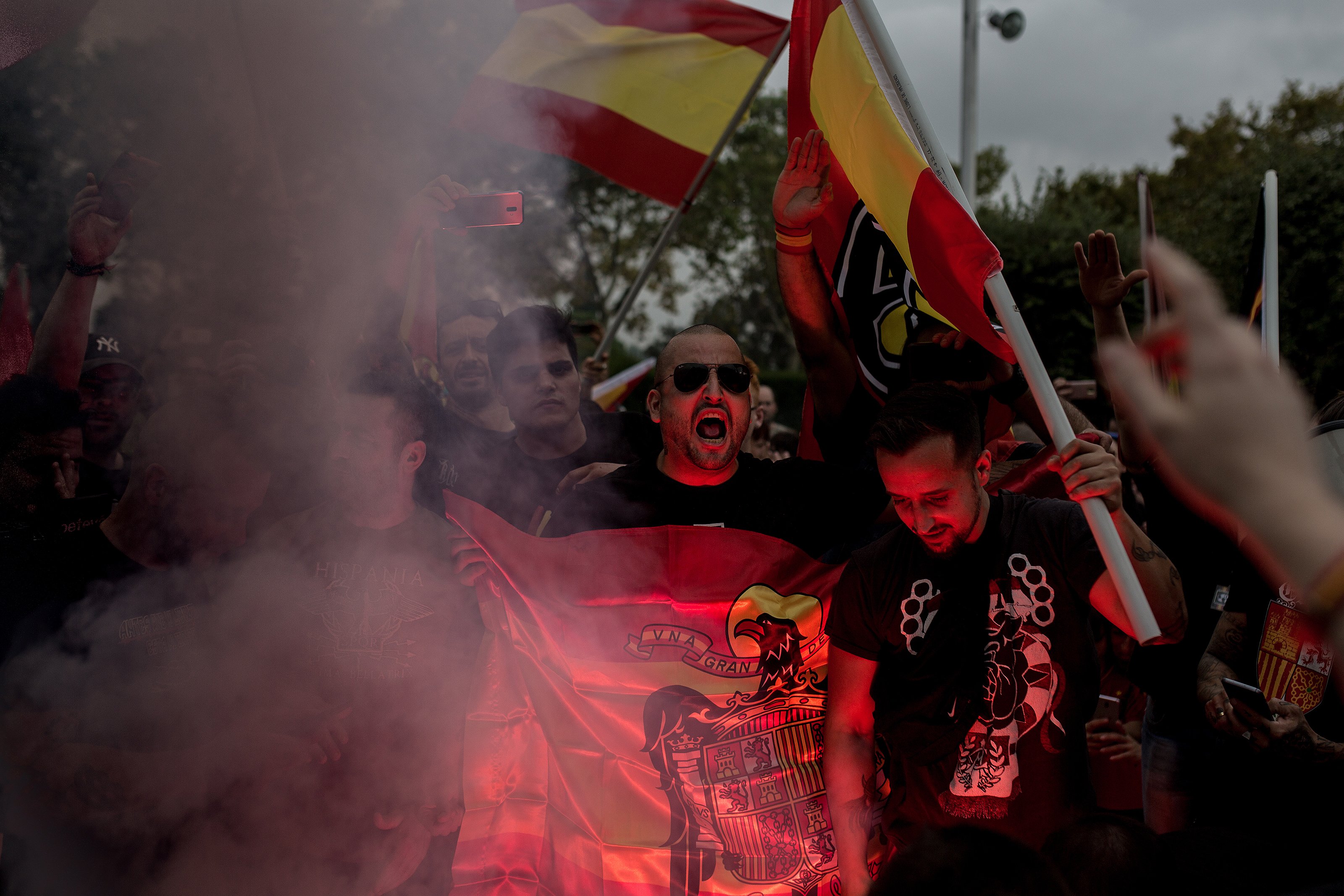 Bea Talegón hunde a una web catalanófoba que no entiende un cartel en catalán