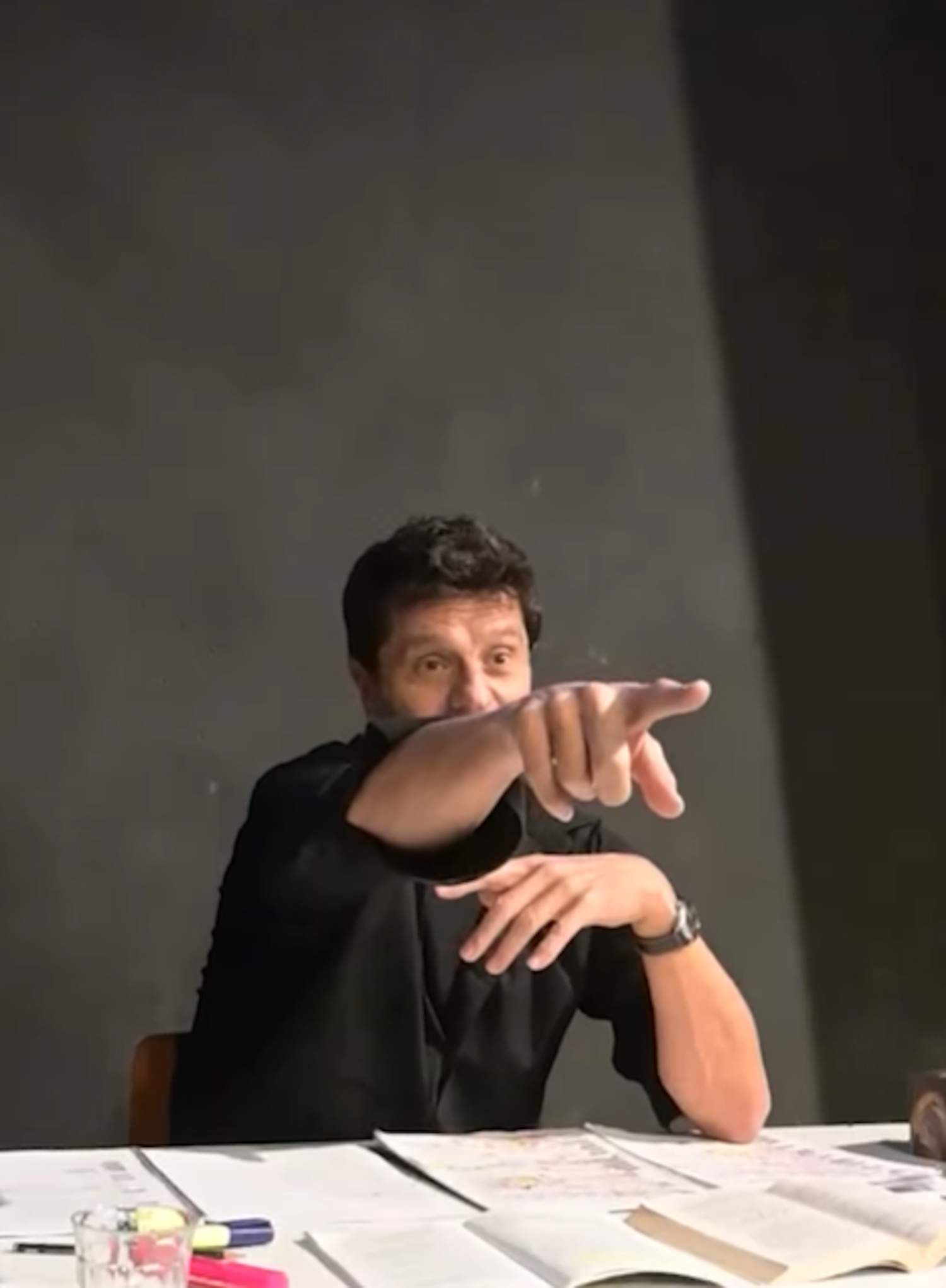 Joel Joan, desatado, señala el "postureo" en el teatro y de algunos directores catalanes y sus "chiringuitos"