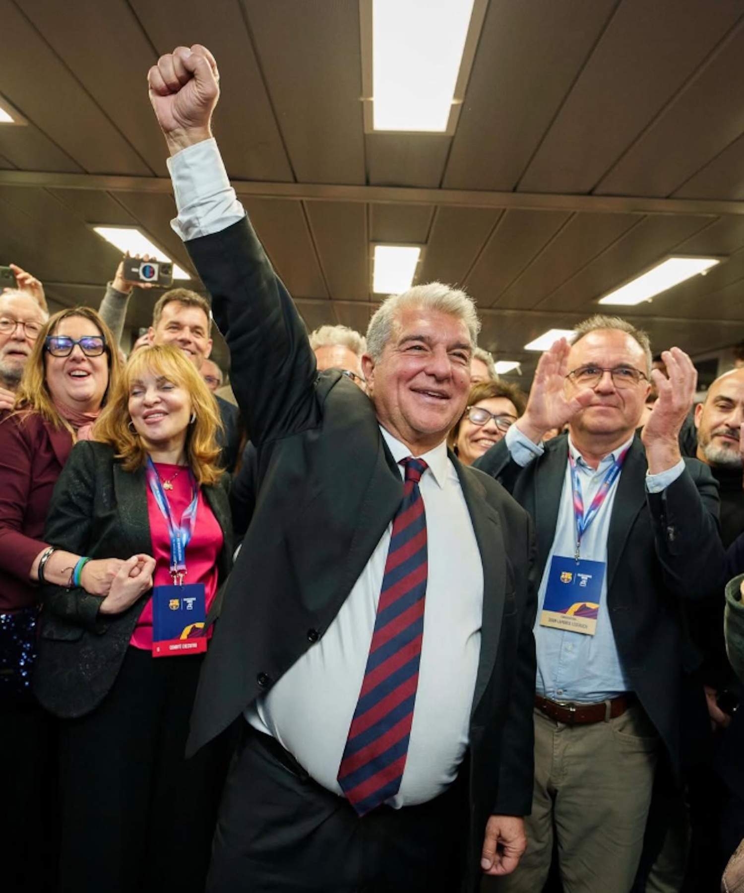 Joan Laporta, desatado: qué canción le vuelve loco, "¿había jugadores en Luz de Gas?" y qué hizo al levantarse