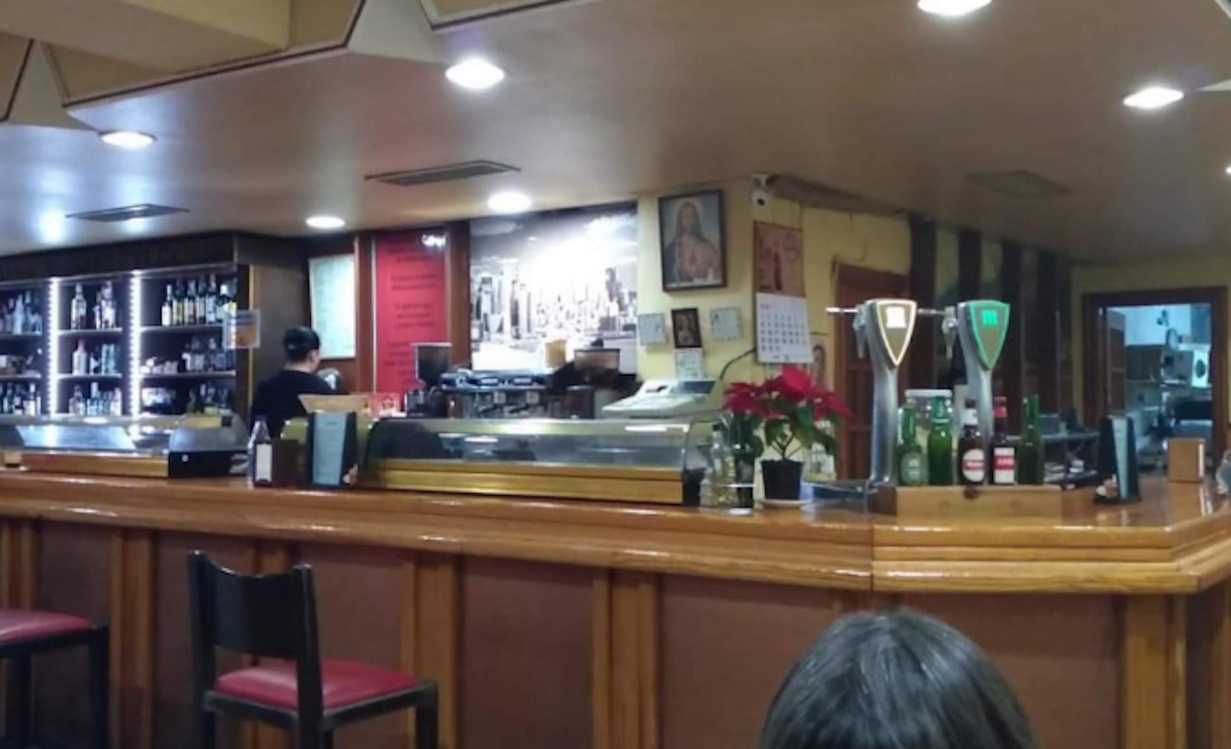 Famoso cantante denuncia el trato humillante en un restaurante de Aragón: "Nos han tratado como infectos"