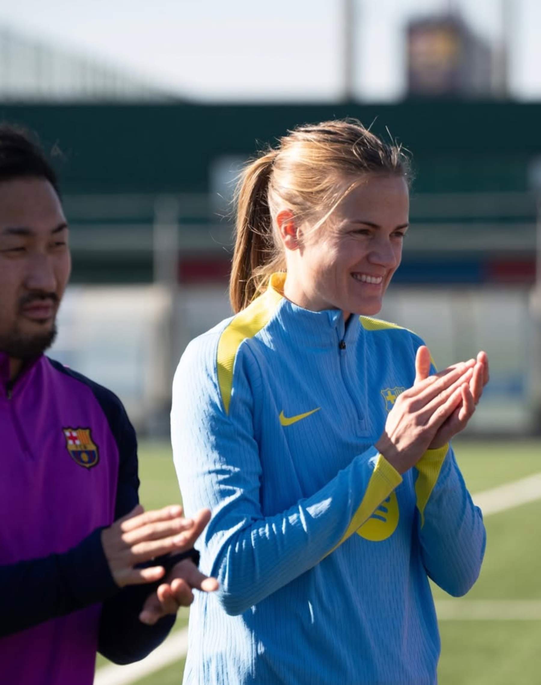Irene Paredes emociona a l'estadi amb en Mateo i la Lea, els seus dos fills: la foto d'equip més especial