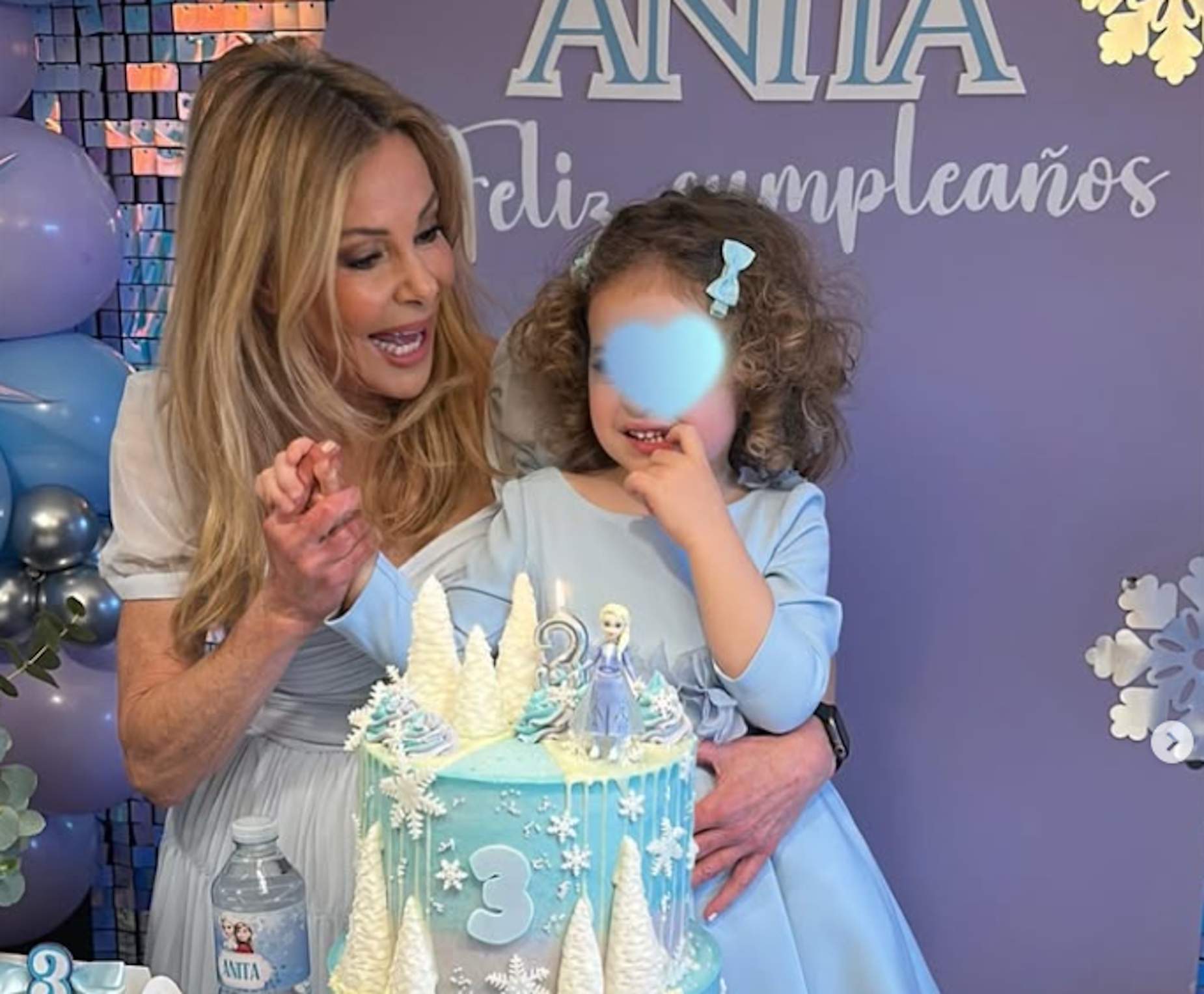 Ana Obregón embogida en l'aniversari de la seva filla-neta: aigua marca Anita