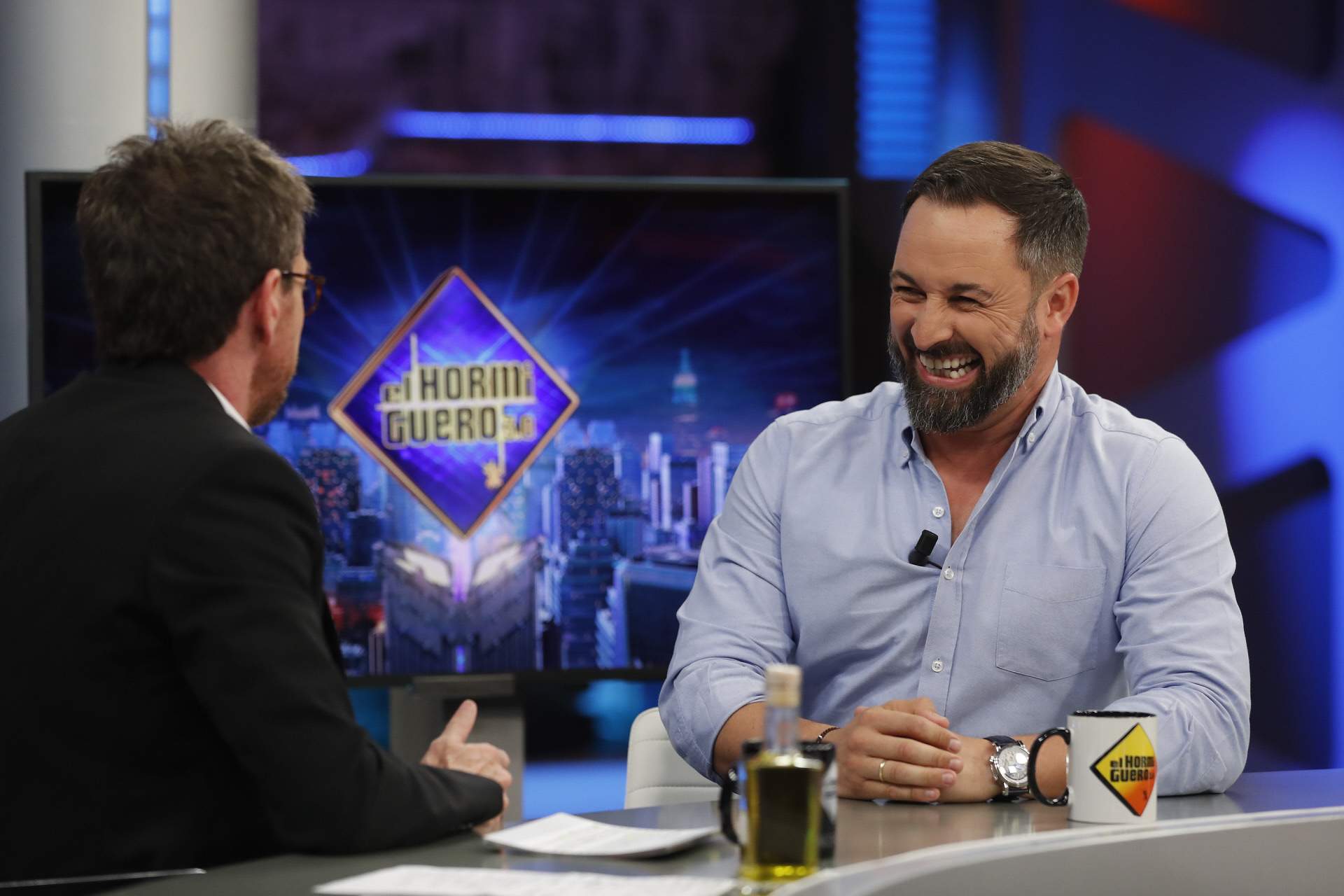 Un famoso presentador de Antena 3 es jefe de prensa de Vox y mano derecha de Abascal