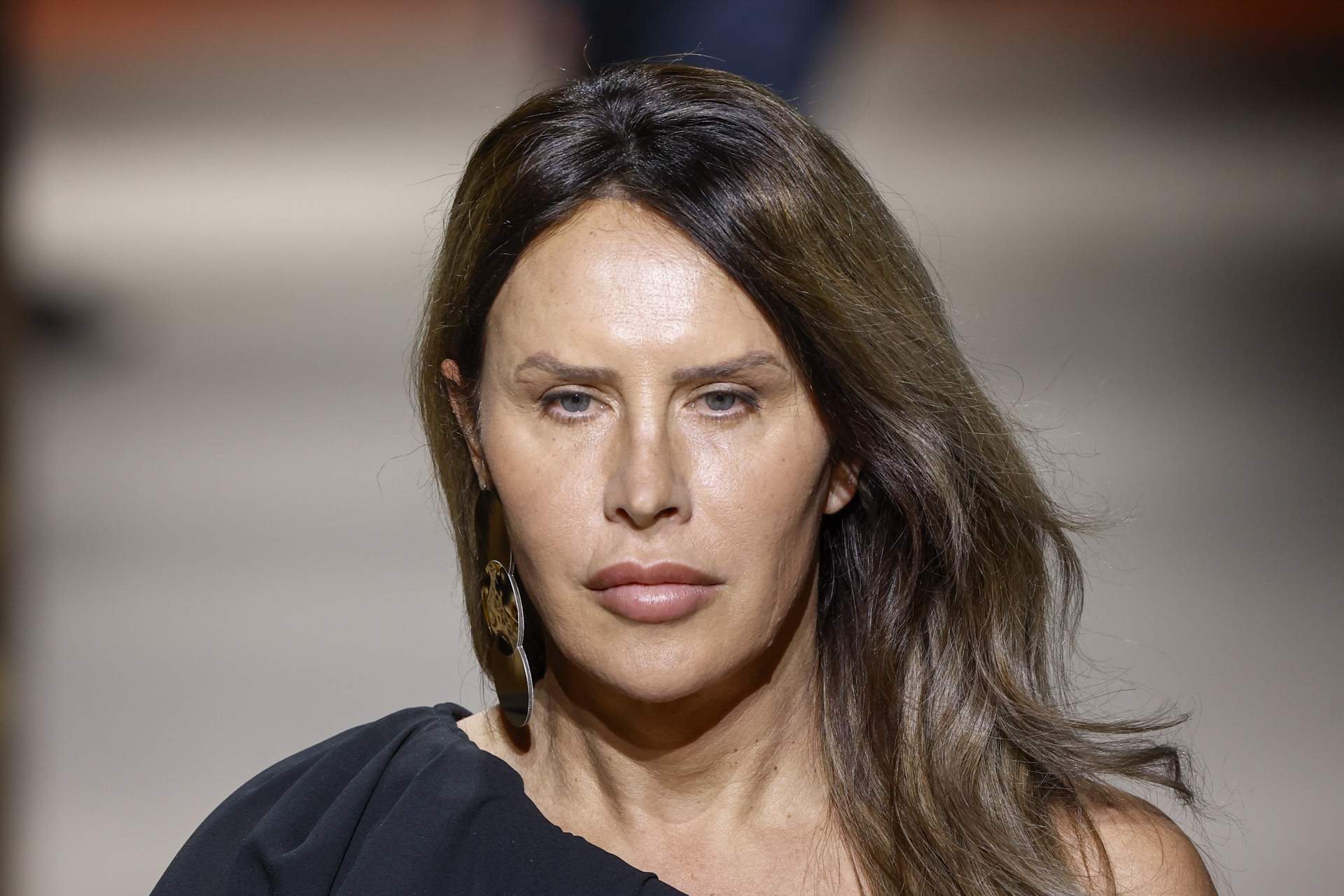 Toni Vall destrossa la catalanòfoba Karla Sofía Gascón per rebre el Premi Sant Jordi