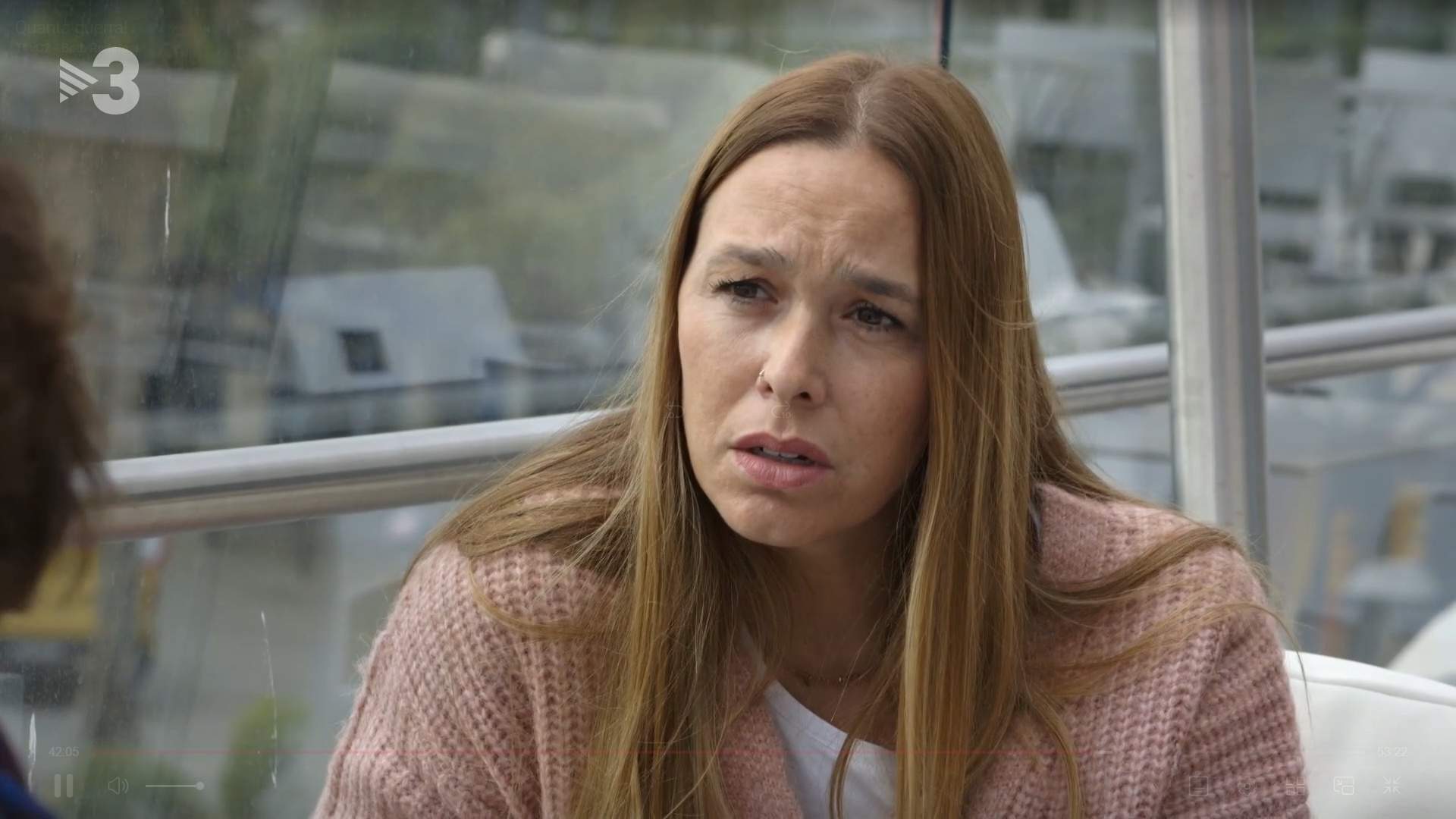 Beth comença als 44 anys aquesta carrera universitària i convida a berenar a canvi d'ajuda