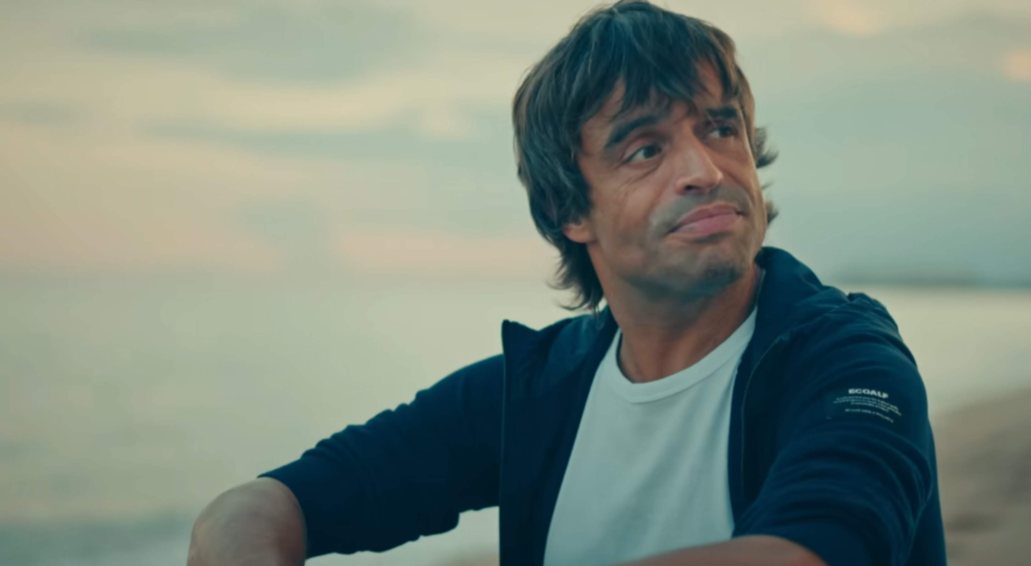 Manu Guix se confiesa sobre su infancia, el gesto que ha echado de menos: "En mi casa no se decía te quiero"