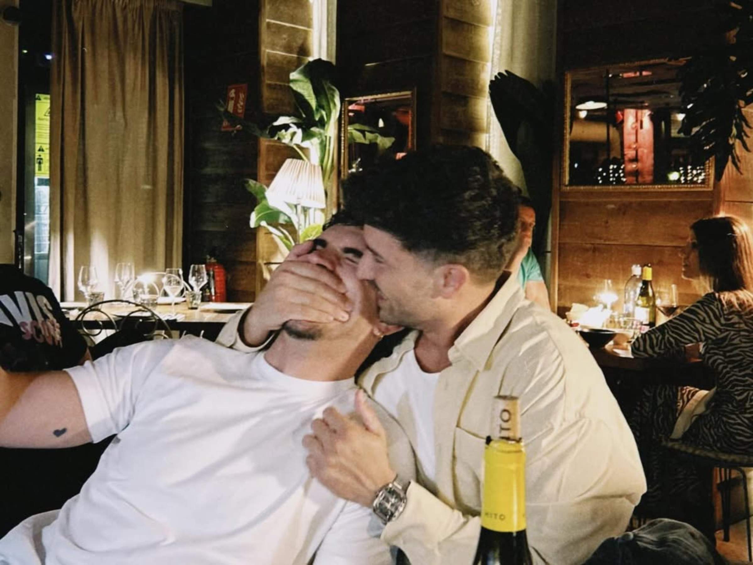 Juan Sesma, model i nòvio de Pablo Alborán, revela el sobrenom afectuós de la parella: "Ole mi..."