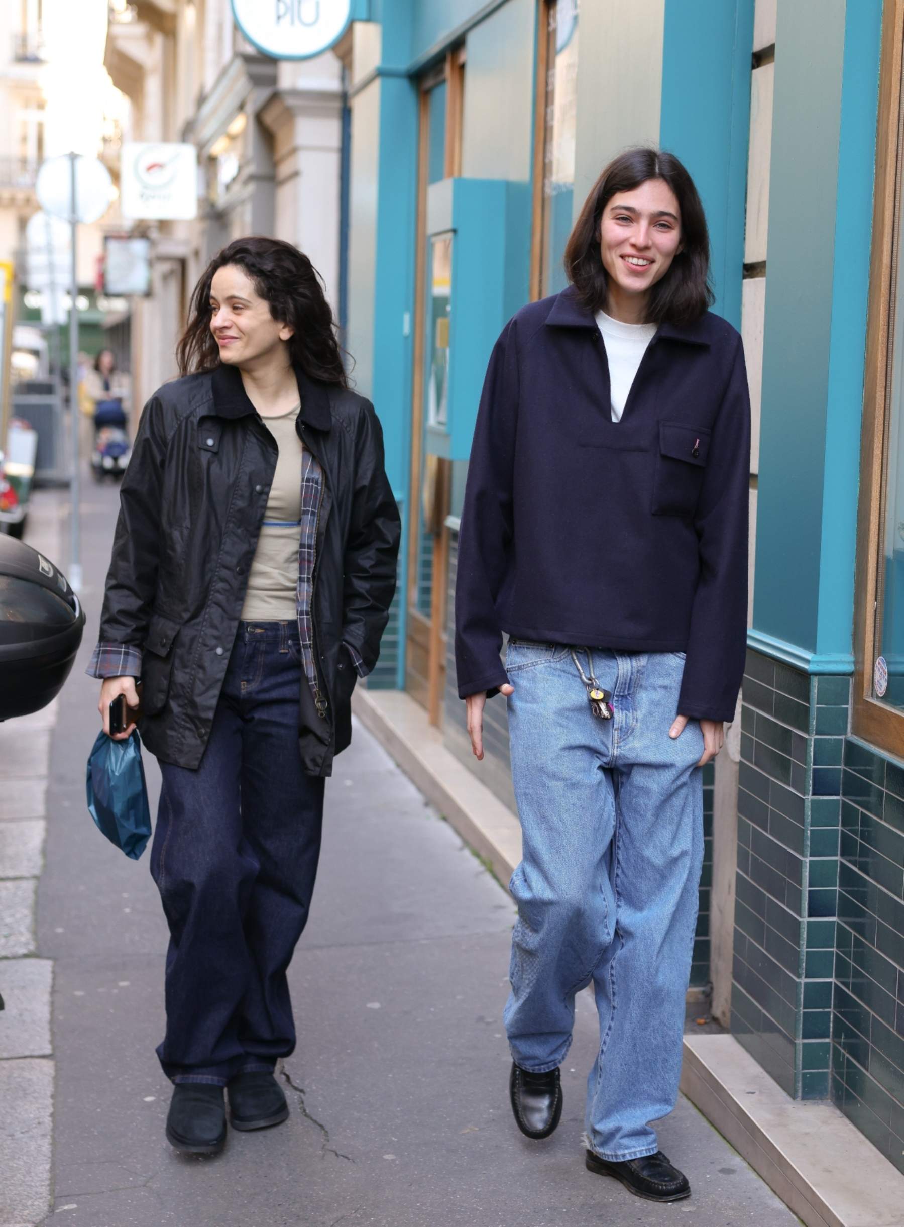 Loli Bahía desfà d'amor Rosalía entre el públic del Lux Tour a Amsterdam: l'abraçada de la parella