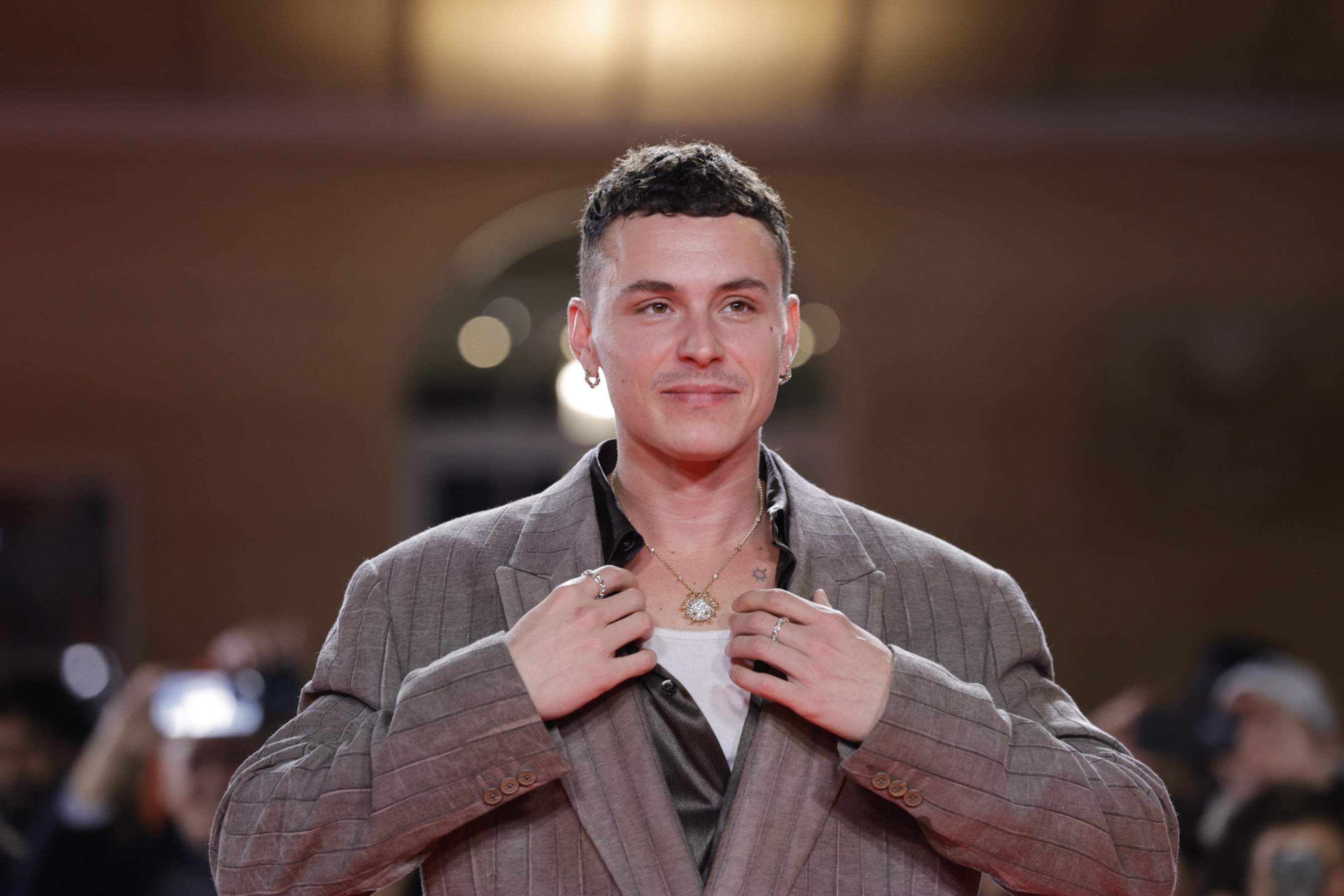 Arón Piper recuerda su pasado catalán viviendo en Olot, mensaje por Sant Jordi: "Te regalaría una rosa"