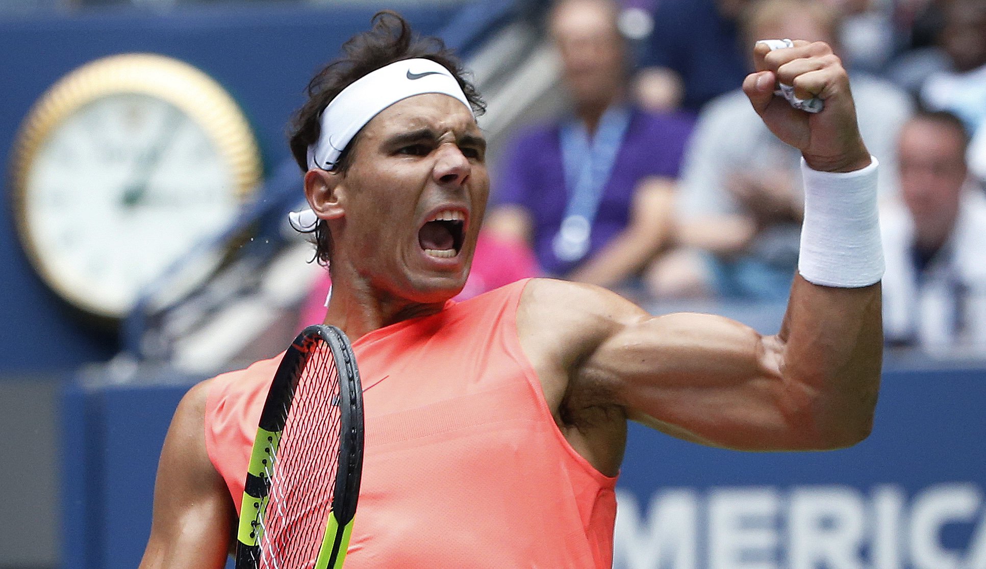 Rafa Nadal, lameculos de dictadores. Lo dice Frank Cuesta y España explota