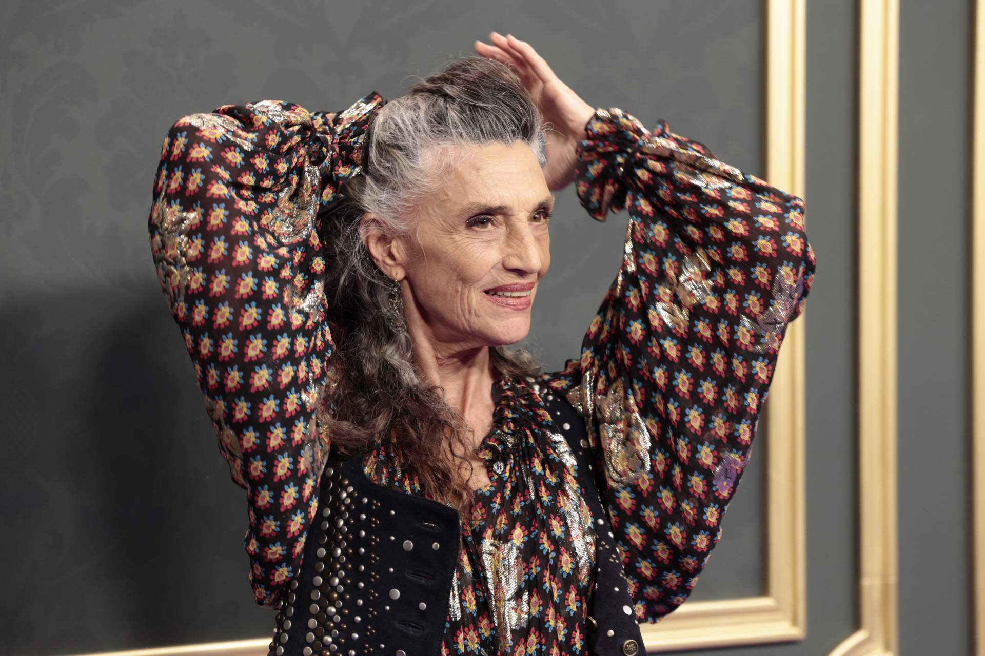 Ángela Molina, fabulosa als 70: defensa els cabells blancs i per què va deixar de tenyir-se