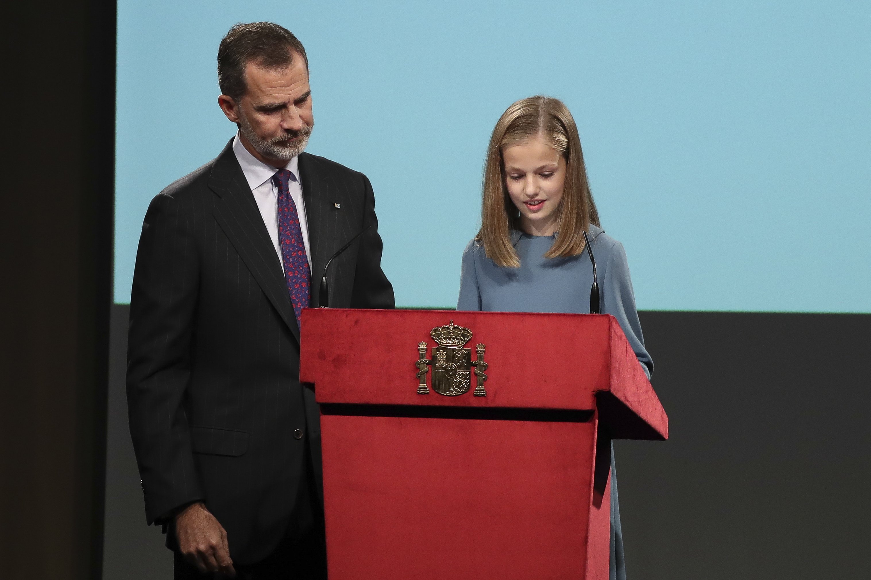 Peñafiel elogia a Leonor y fustiga a Felipe y Juan Carlos: "Ha leído mejor que ellos"