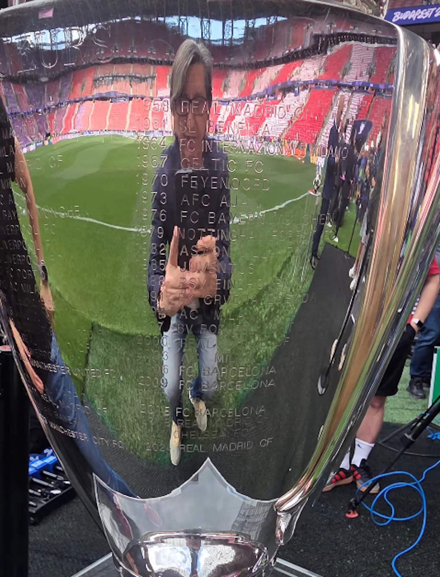 Rivero indigna a TVE a la final de la Champions parlant... del Barça. Què ha dit. Culers, farts: "Repugnant"