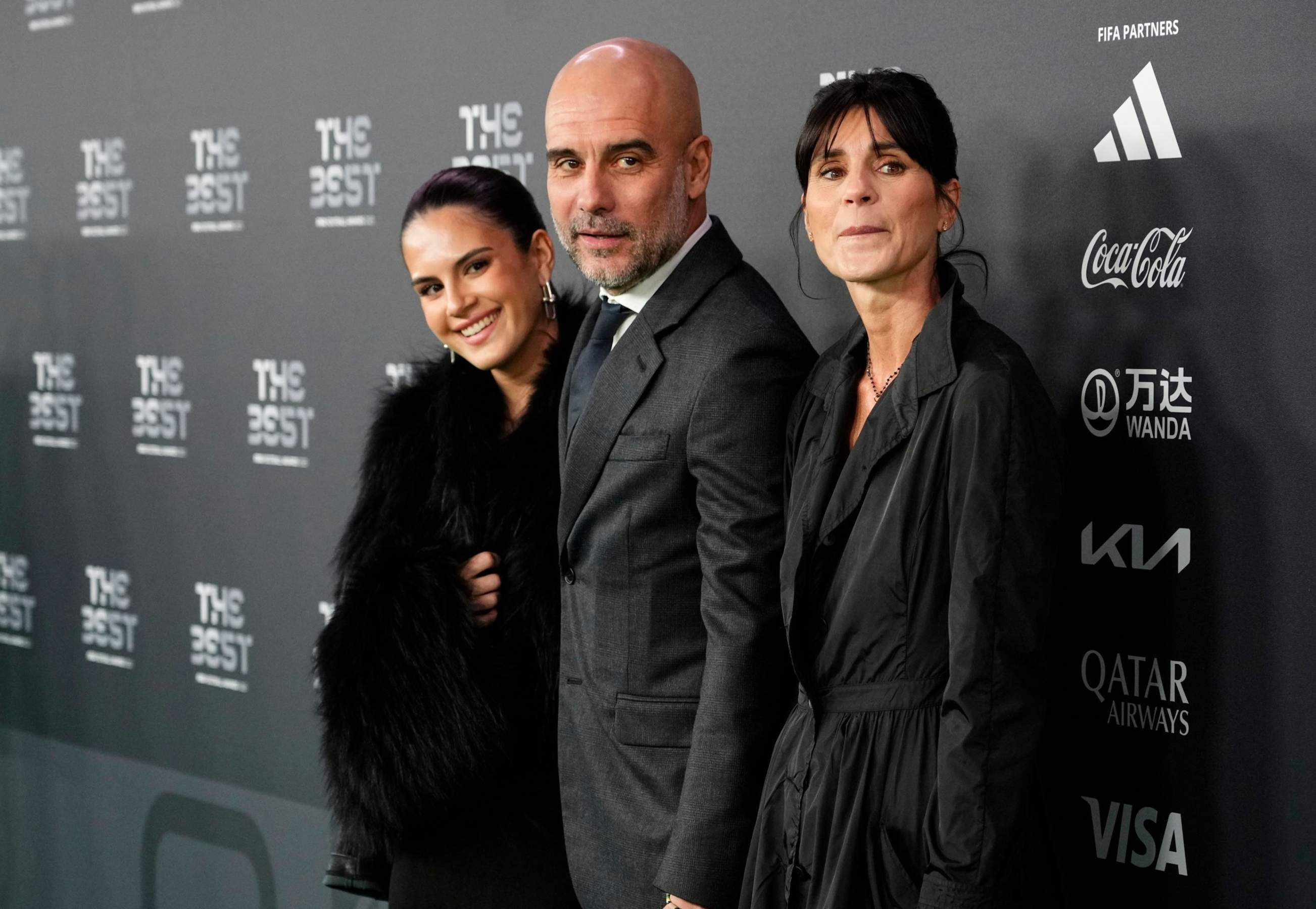 Reunió VIP al Primavera Sound: el selfie sorpresa de Maria Guardiola, Cristina Serra i Jordi Basté